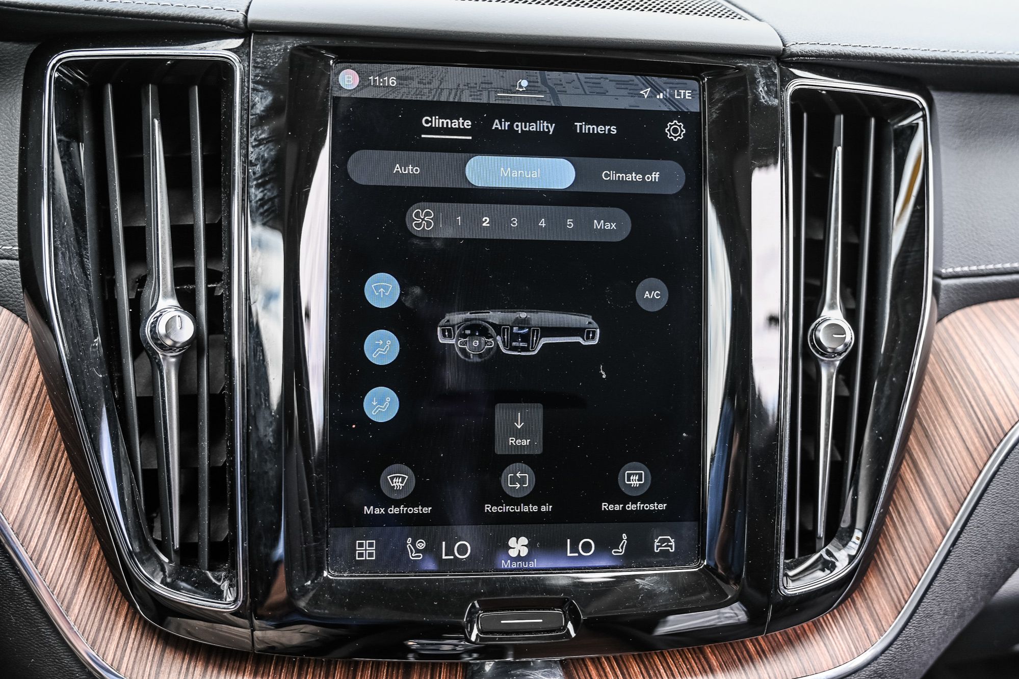 2023 Volvo XC60 in Pointe-Claire, Quebec