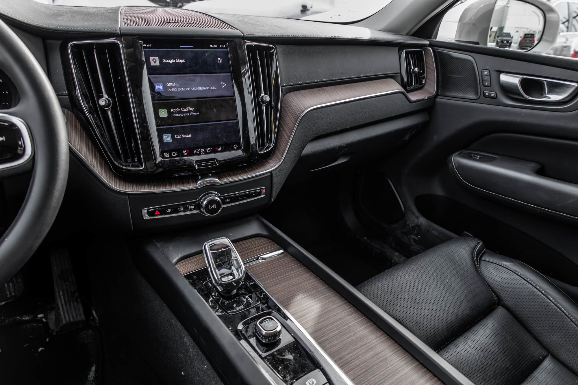 Volvo XC60  2023 à Pointe-Claire, Québec