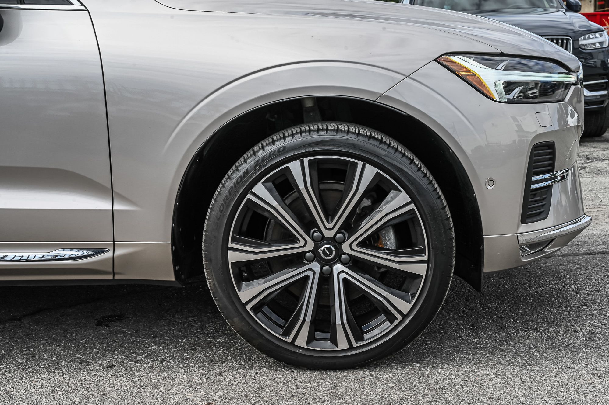 2023 Volvo XC60 in Pointe-Claire, Quebec