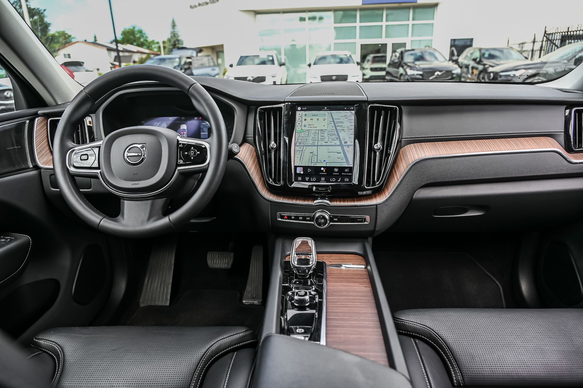2023 Volvo XC60 in Pointe-Claire, Quebec