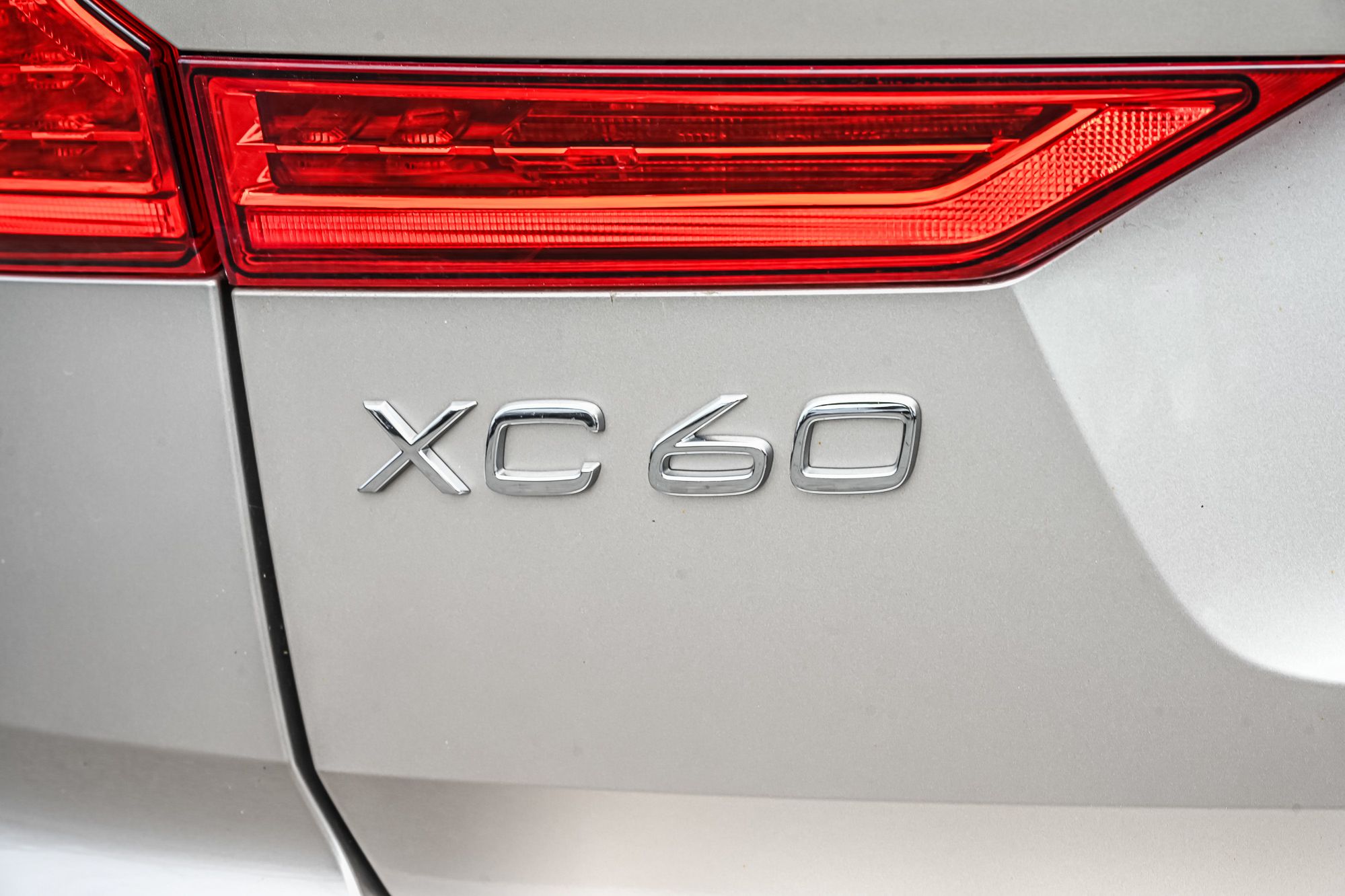 2023 Volvo XC60 in Pointe-Claire, Quebec