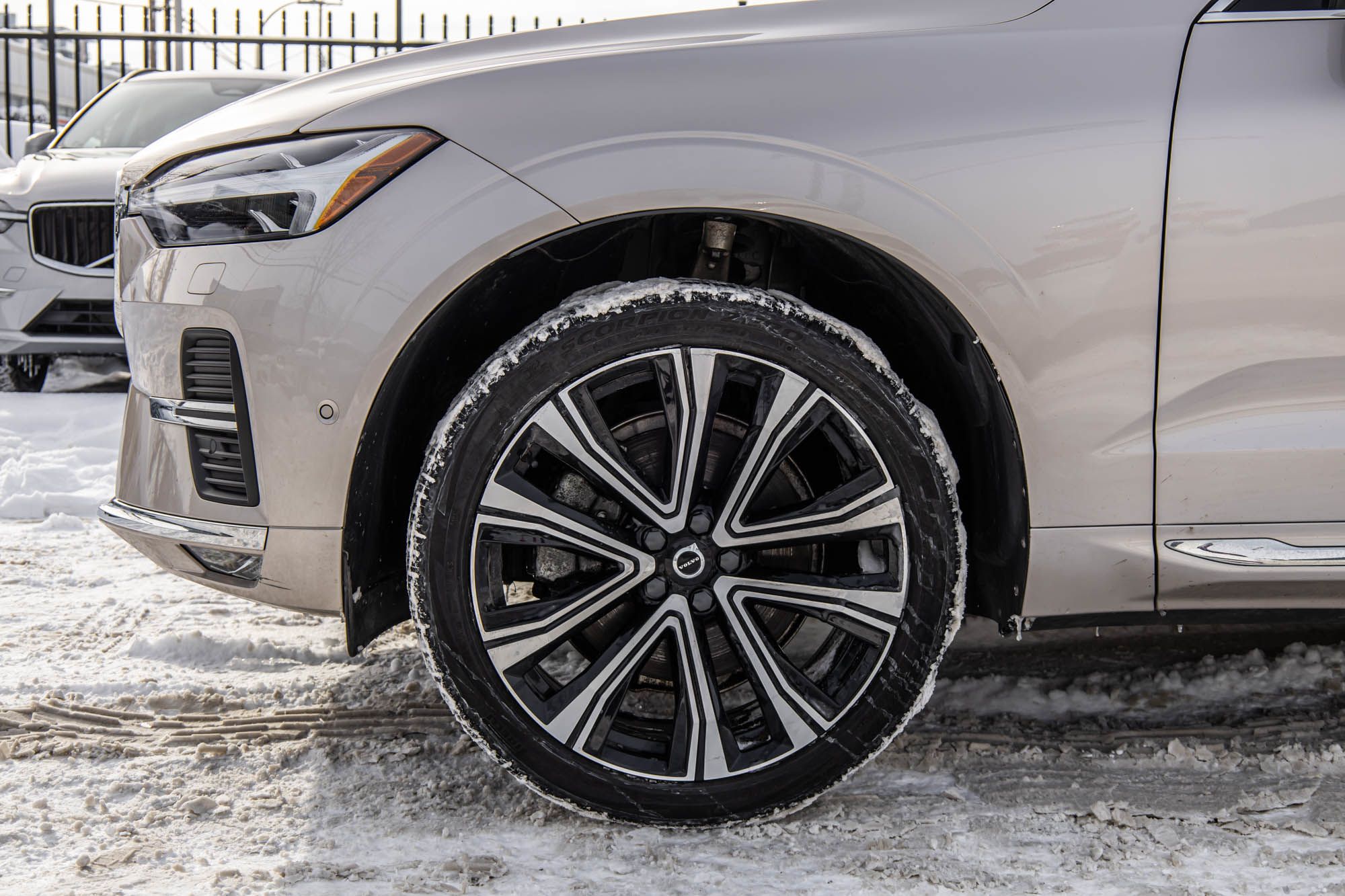 Volvo XC60  2023 à Pointe-Claire, Québec