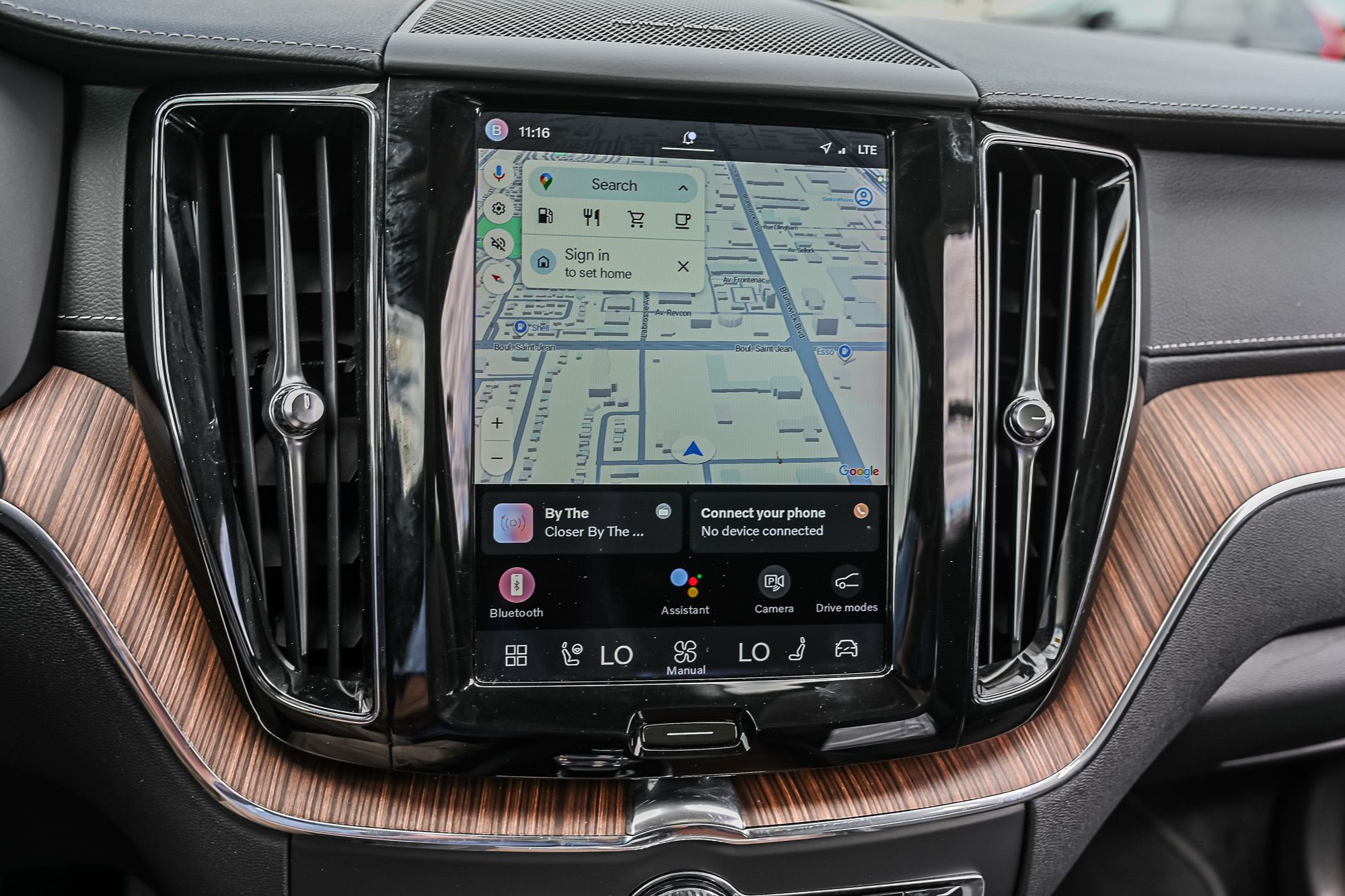 2023 Volvo XC60 in Pointe-Claire, Quebec