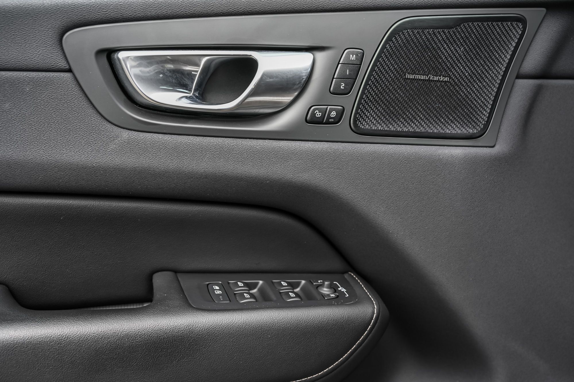 2023 Volvo XC60 in Pointe-Claire, Quebec