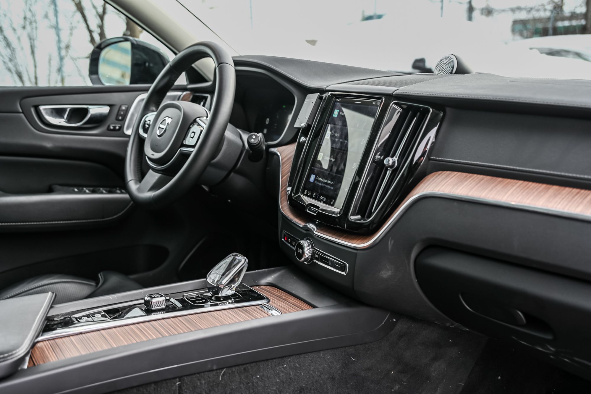 Volvo XC60  2023 à Pointe-Claire, Québec