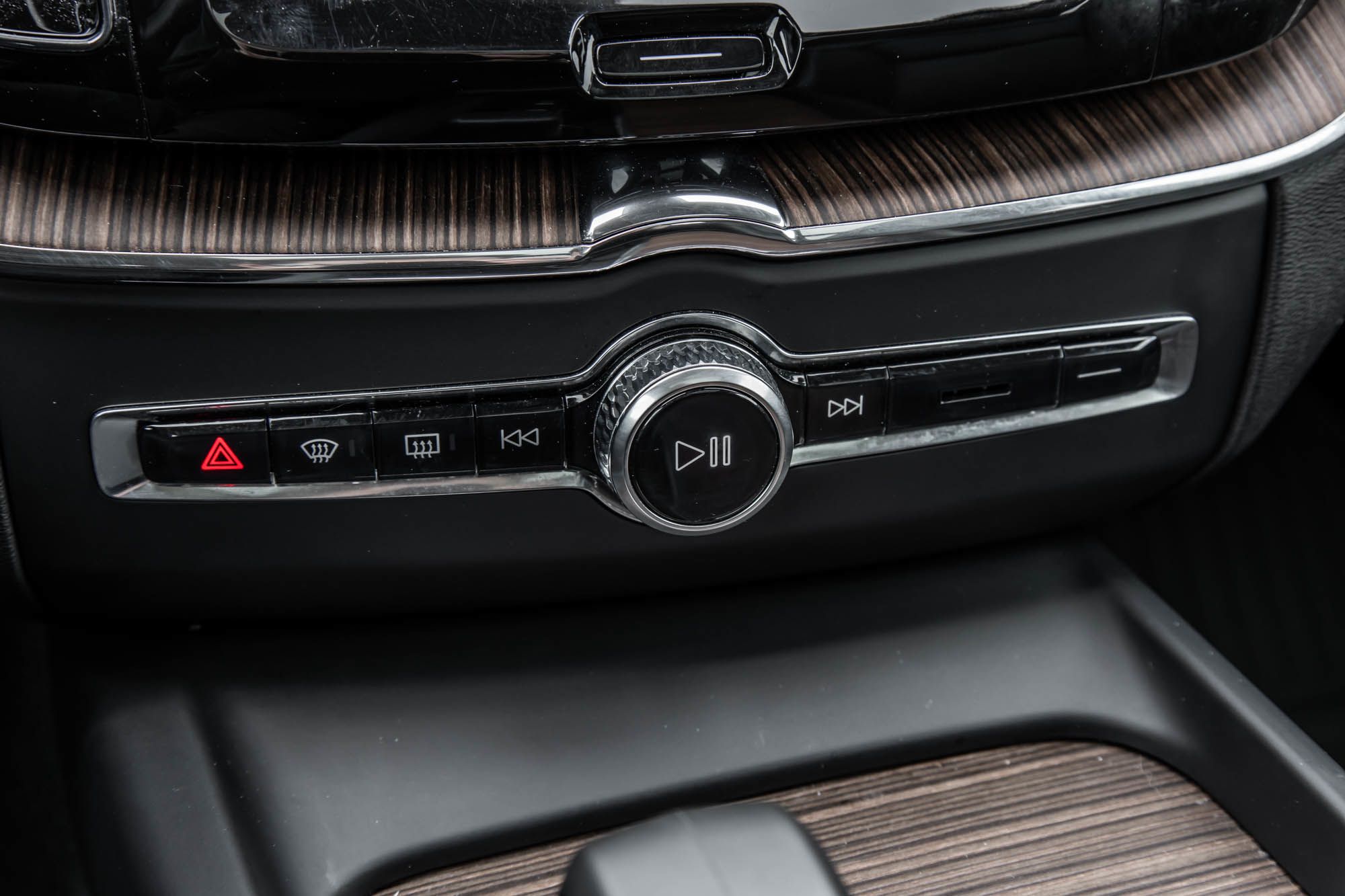 2023 Volvo XC60 in Pointe-Claire, Quebec