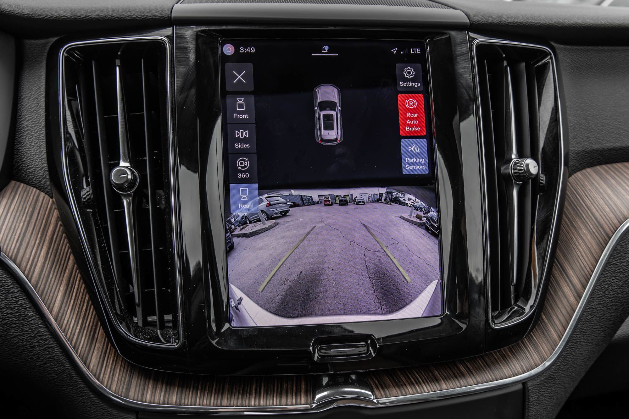 2023 Volvo XC60 in Pointe-Claire, Quebec