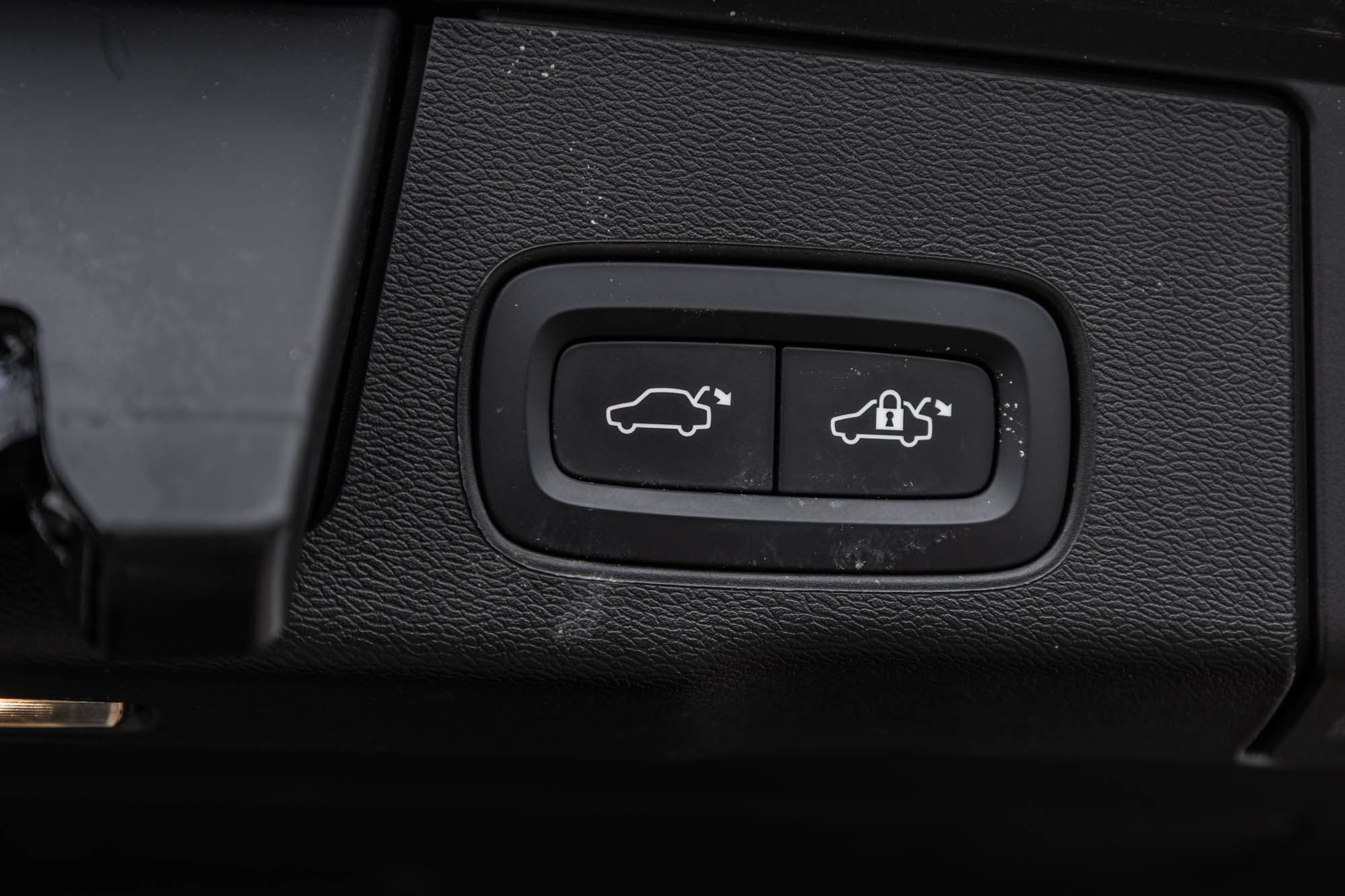 2023 Volvo XC60 in Pointe-Claire, Quebec