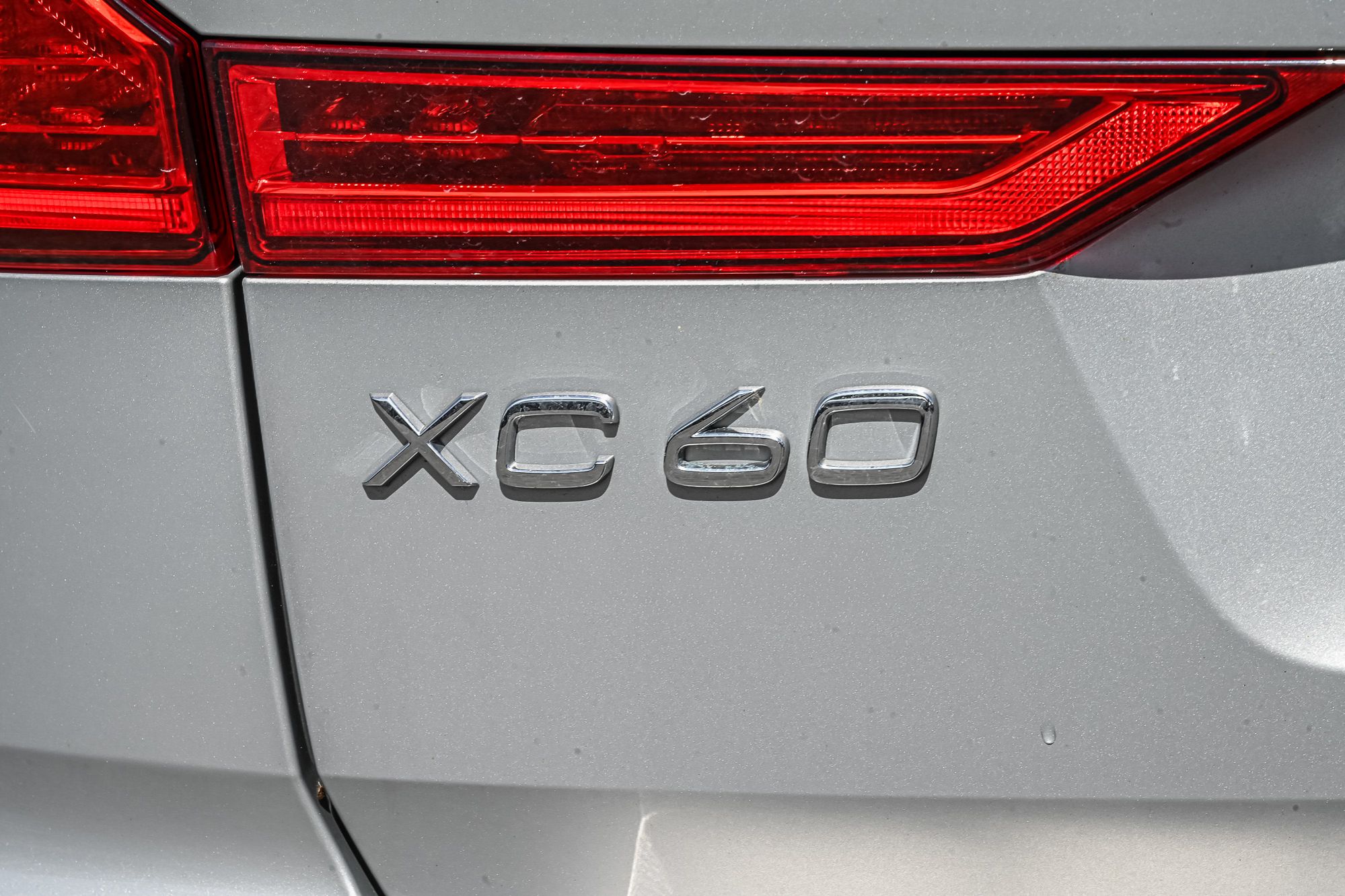 Volvo XC60  2023 à Pointe-Claire, Québec