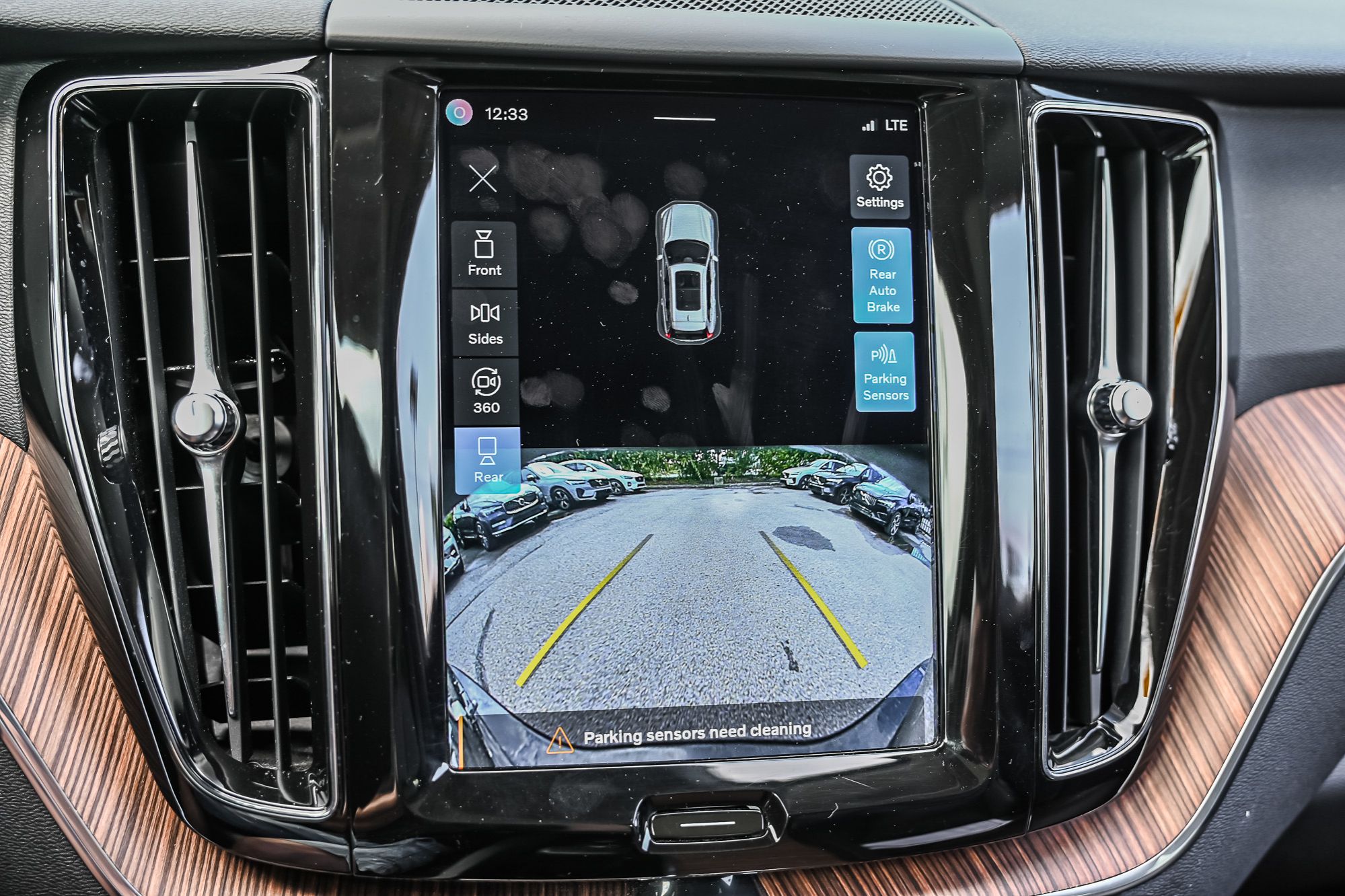 2023 Volvo XC60 in Pointe-Claire, Quebec