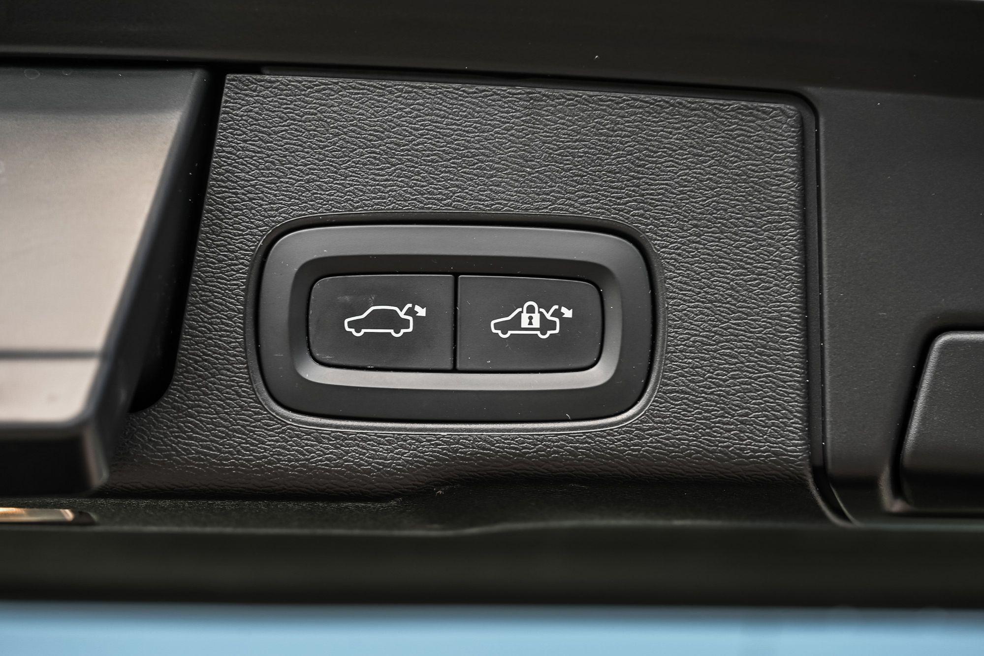 2023 Volvo XC60 in Pointe-Claire, Quebec