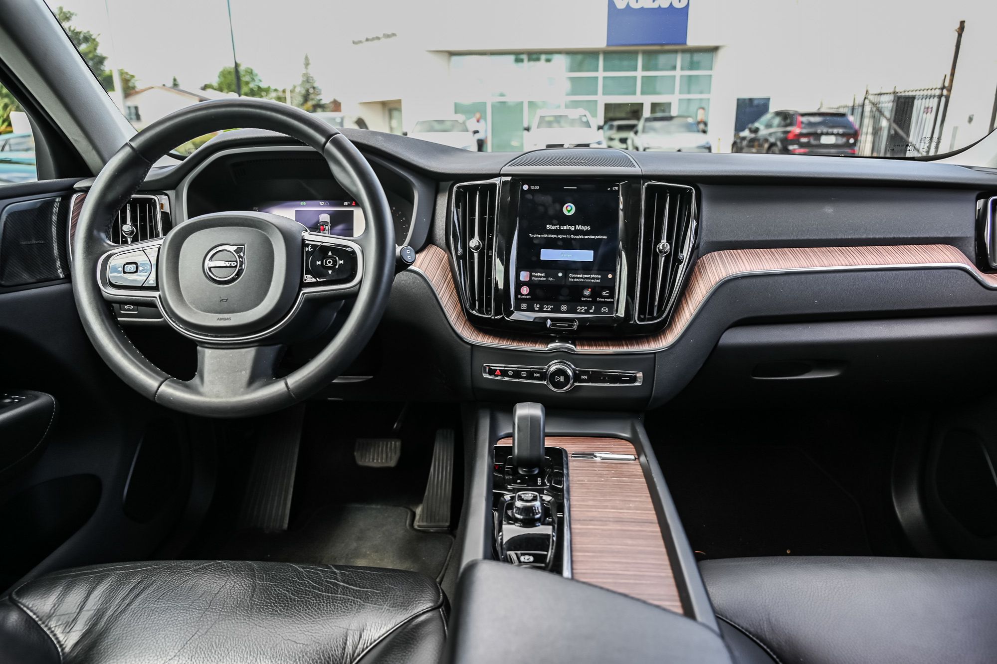 2023 Volvo XC60 in Pointe-Claire, Quebec