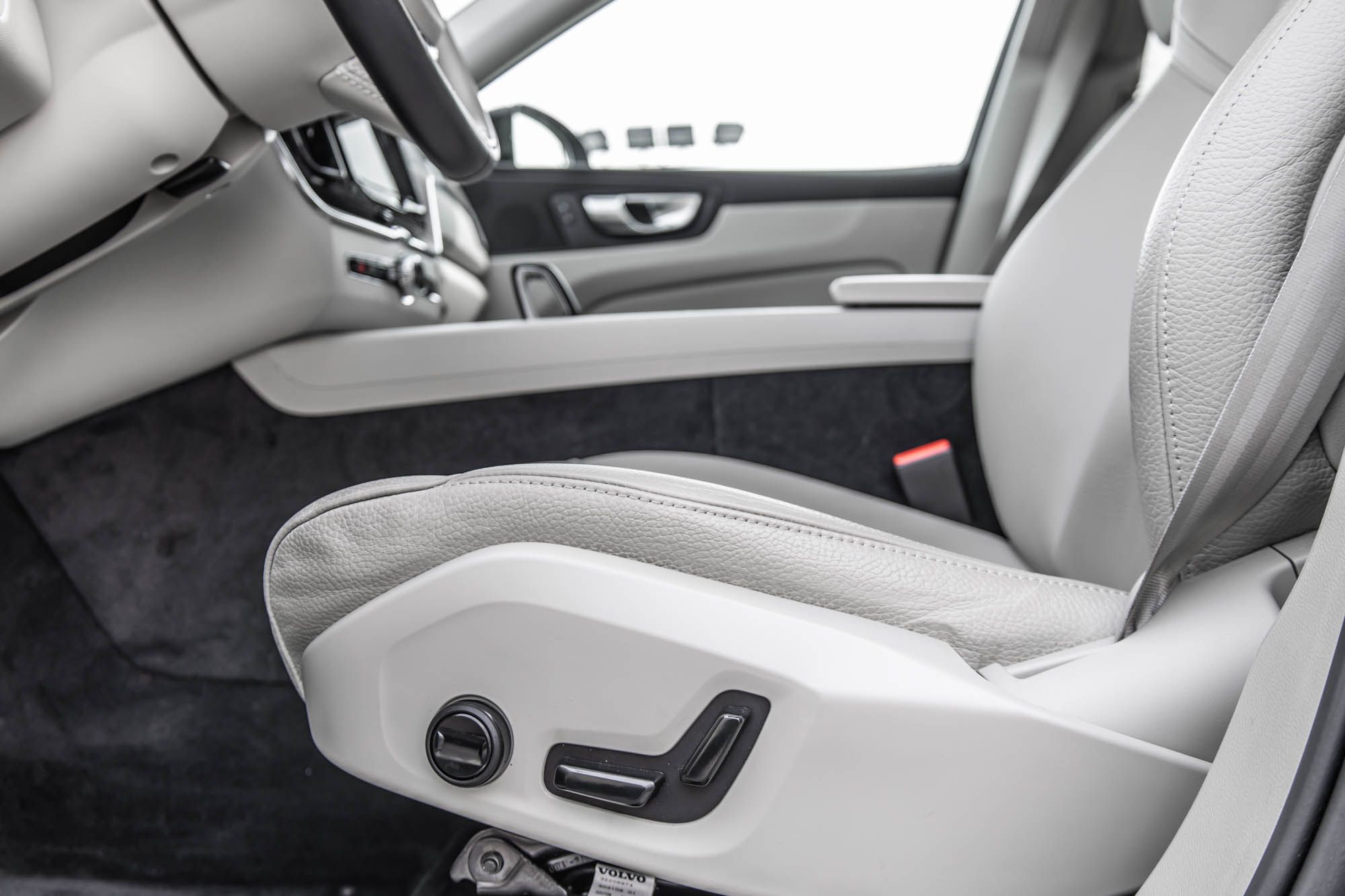 2024 Volvo XC60 in Pointe-Claire, Quebec