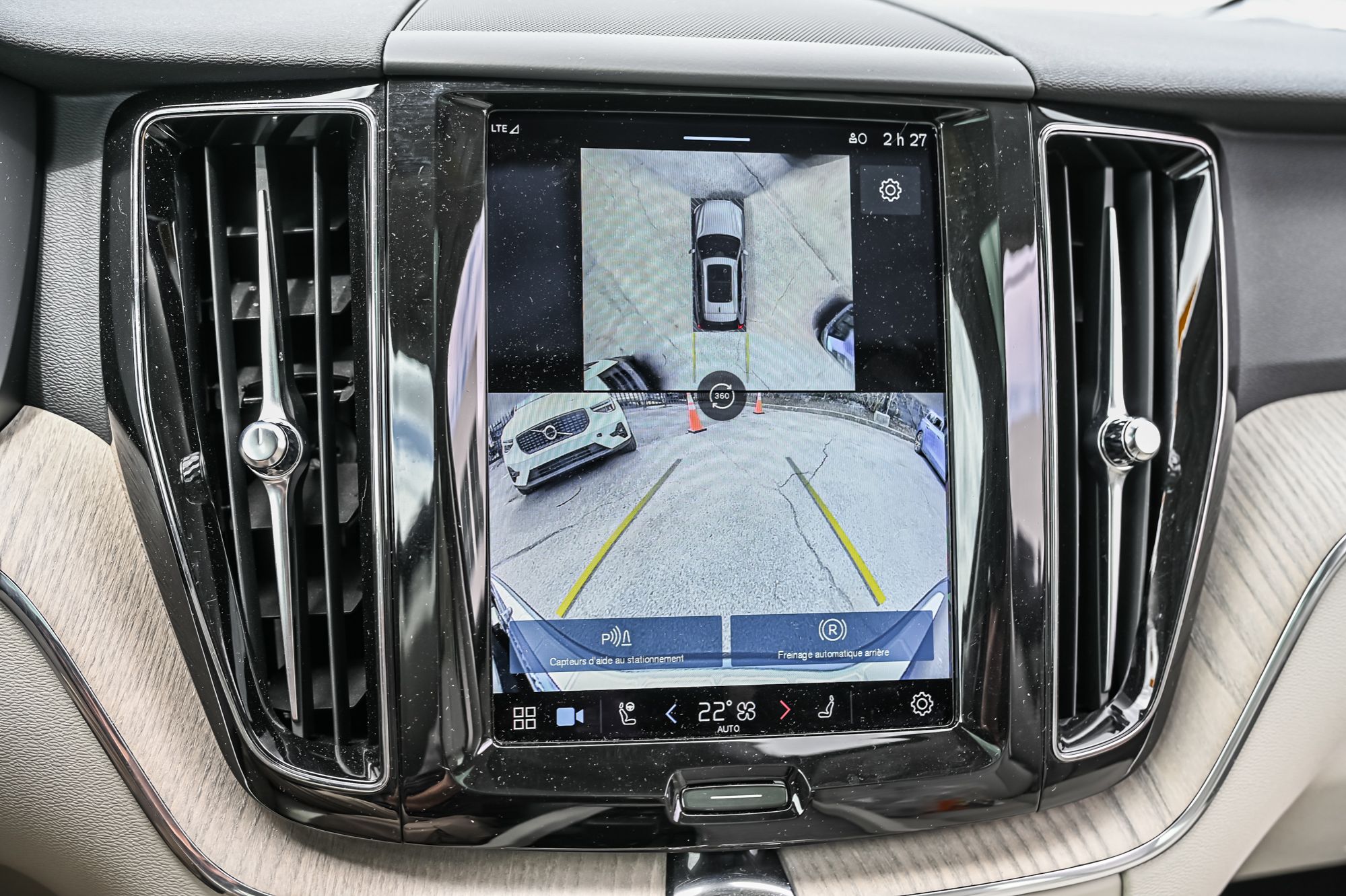 2024 Volvo XC60 in Pointe-Claire, Quebec