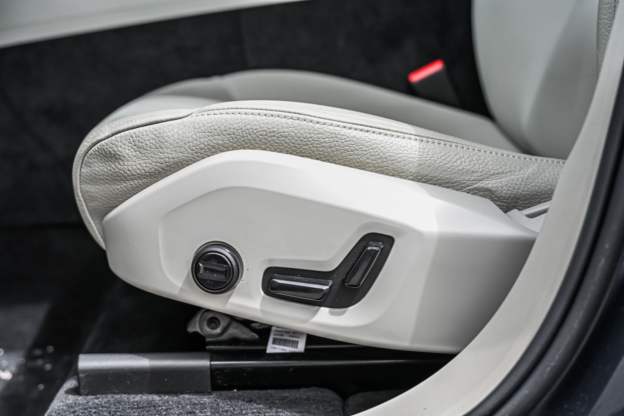 2024 Volvo XC60 in Pointe-Claire, Quebec
