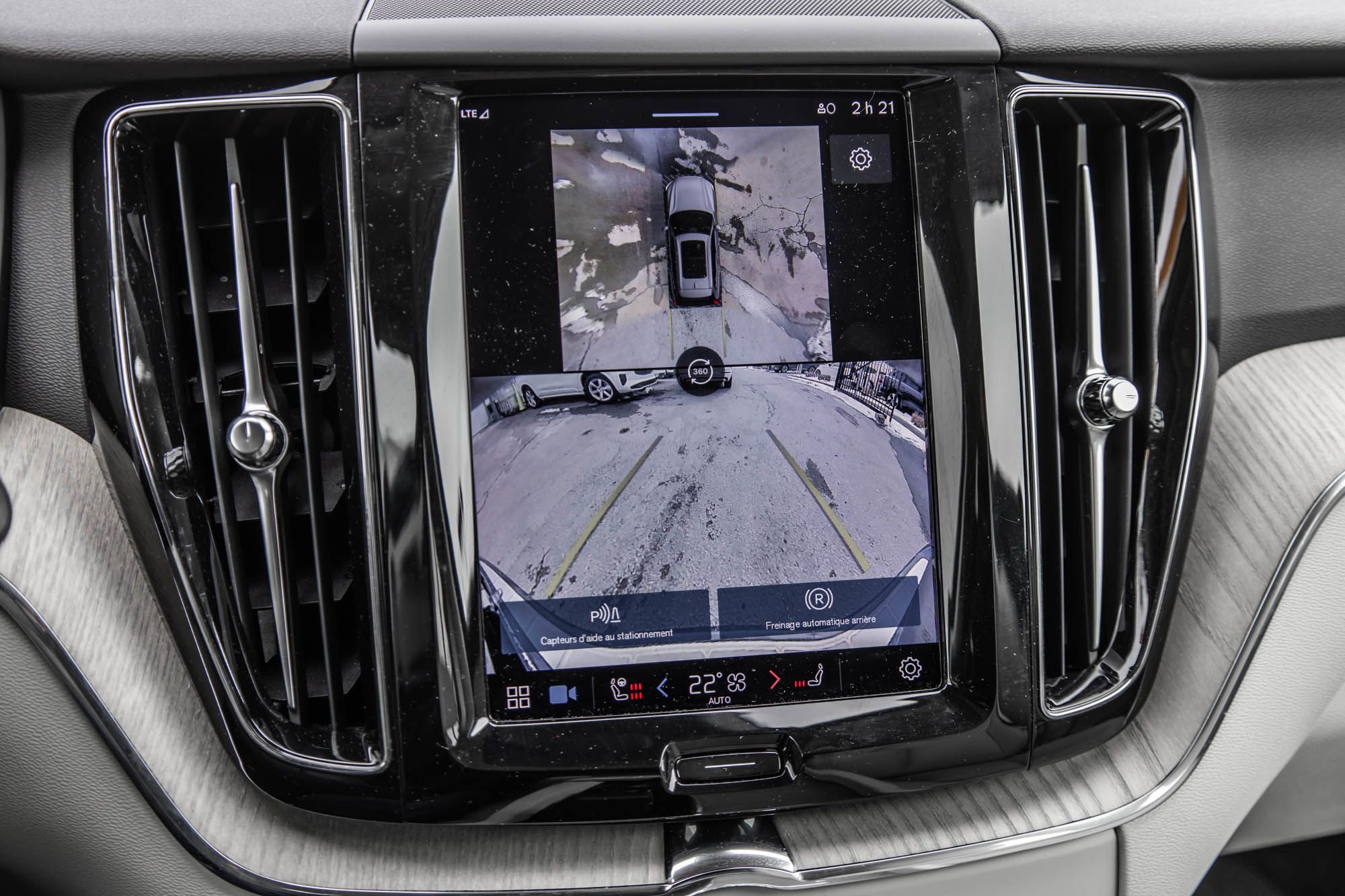 2024 Volvo XC60 in Pointe-Claire, Quebec