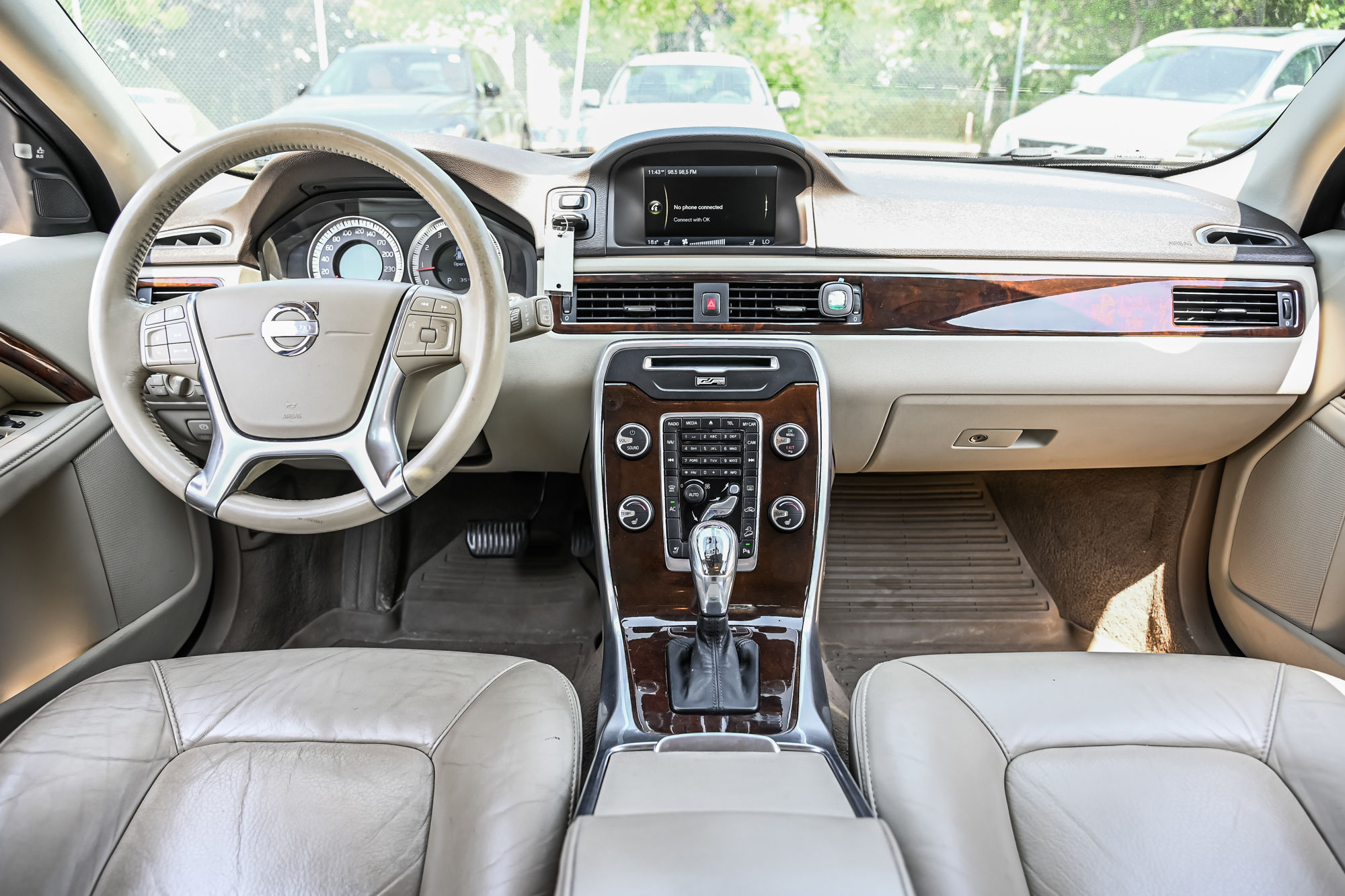 2013 Volvo XC70 in Pointe-Claire, Quebec