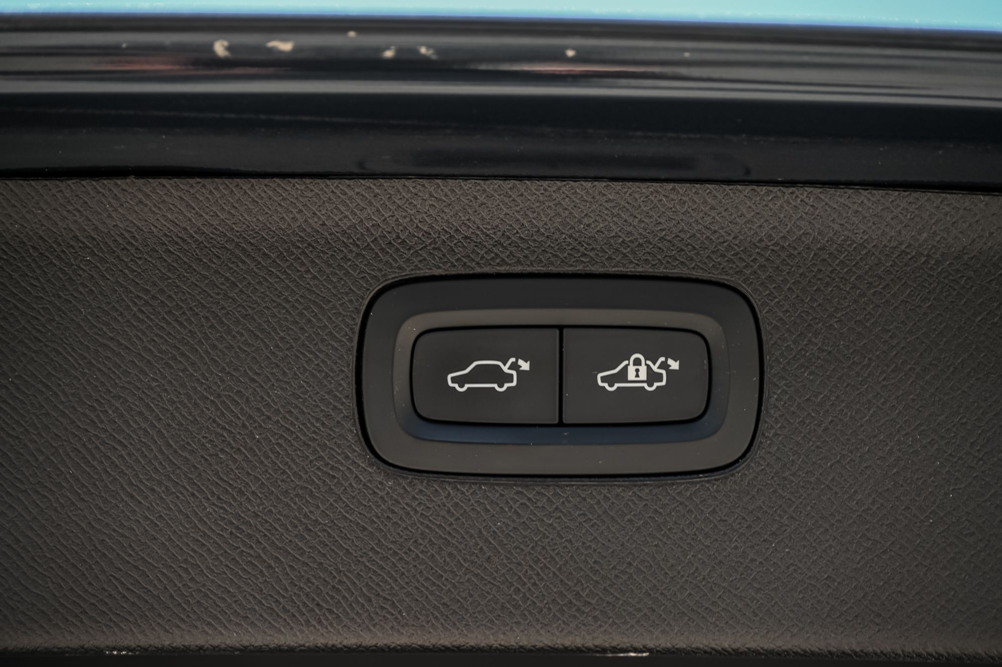 Volvo XC90 Plug-In Hybrid  2025 à Pointe-Claire, Québec
