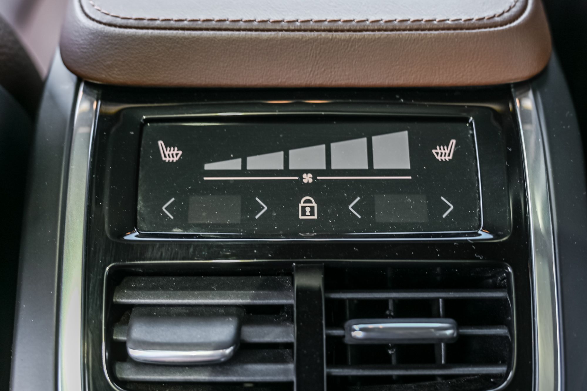 Volvo XC90 Recharge  2024 à Pointe-Claire, Québec