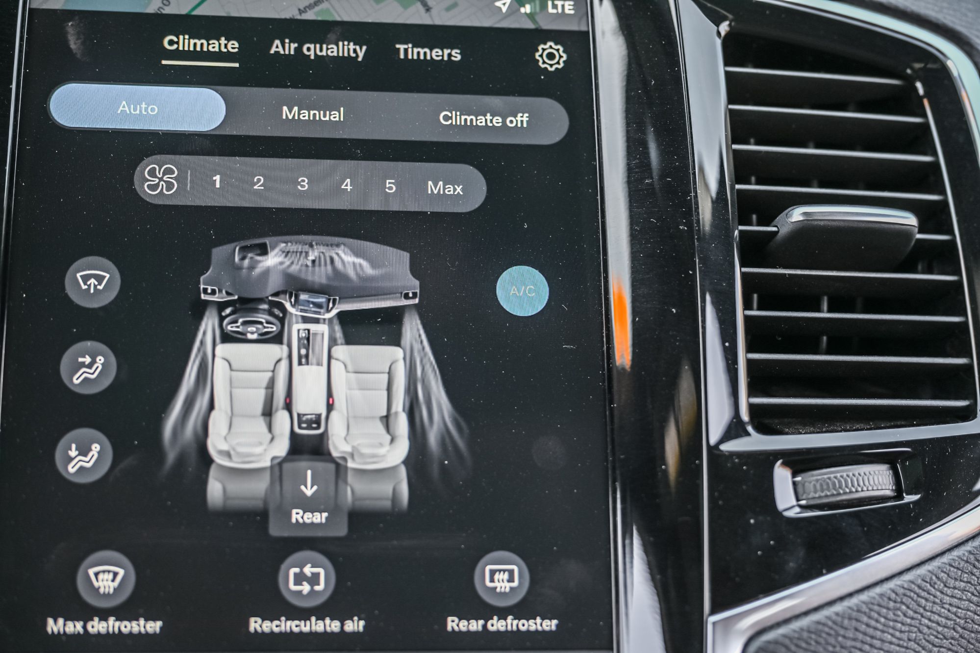Volvo XC90 Recharge  2024 à Pointe-Claire, Québec