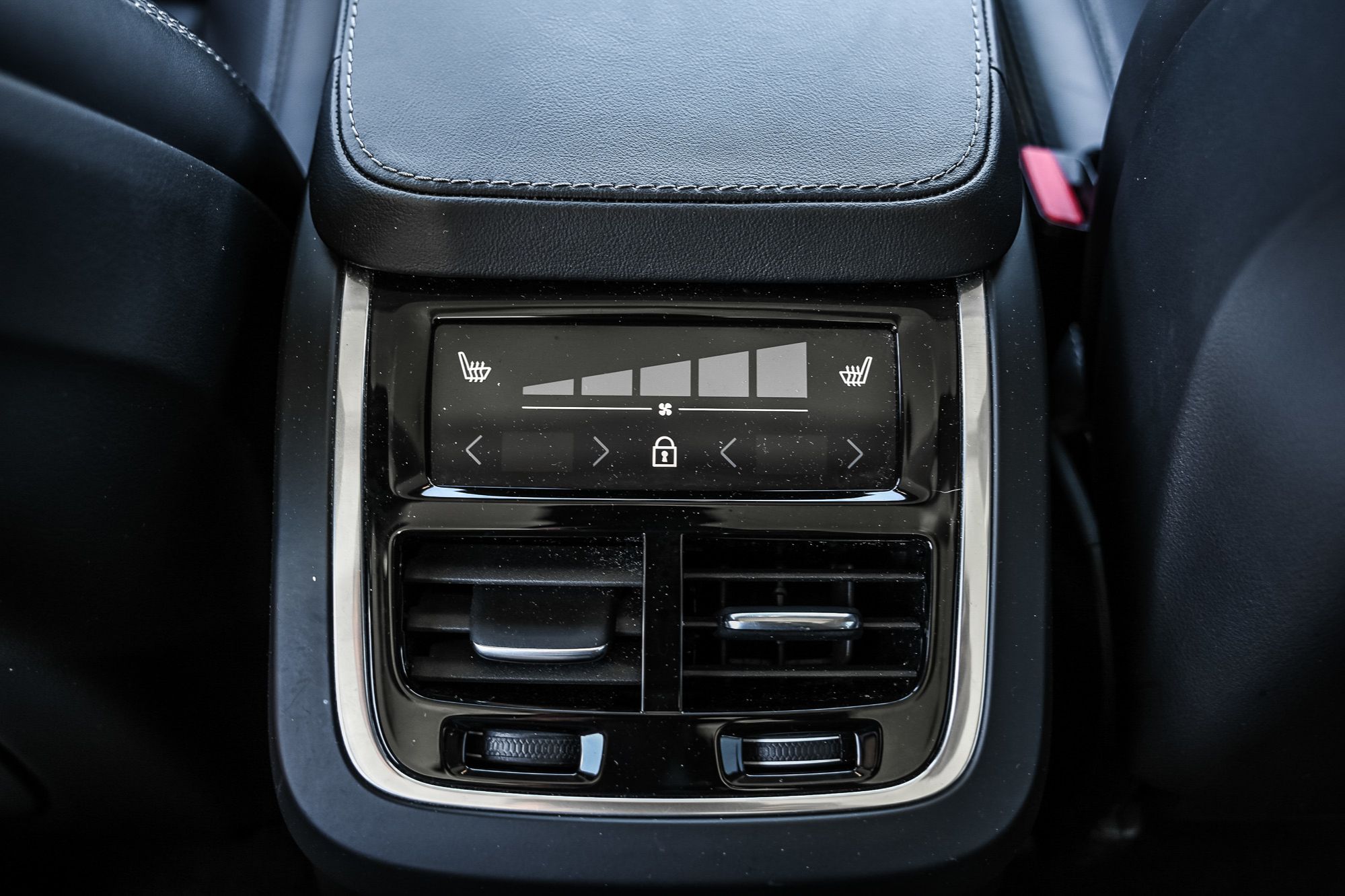 Volvo XC90 Recharge  2024 à Pointe-Claire, Québec