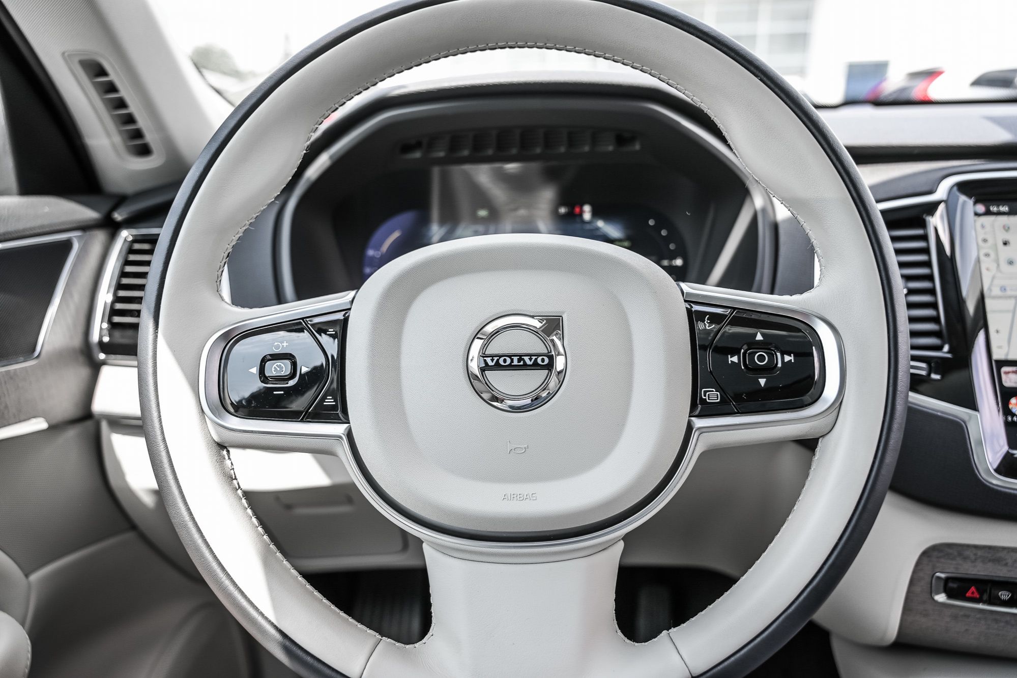 Volvo XC90 Recharge  2024 à Pointe-Claire, Québec