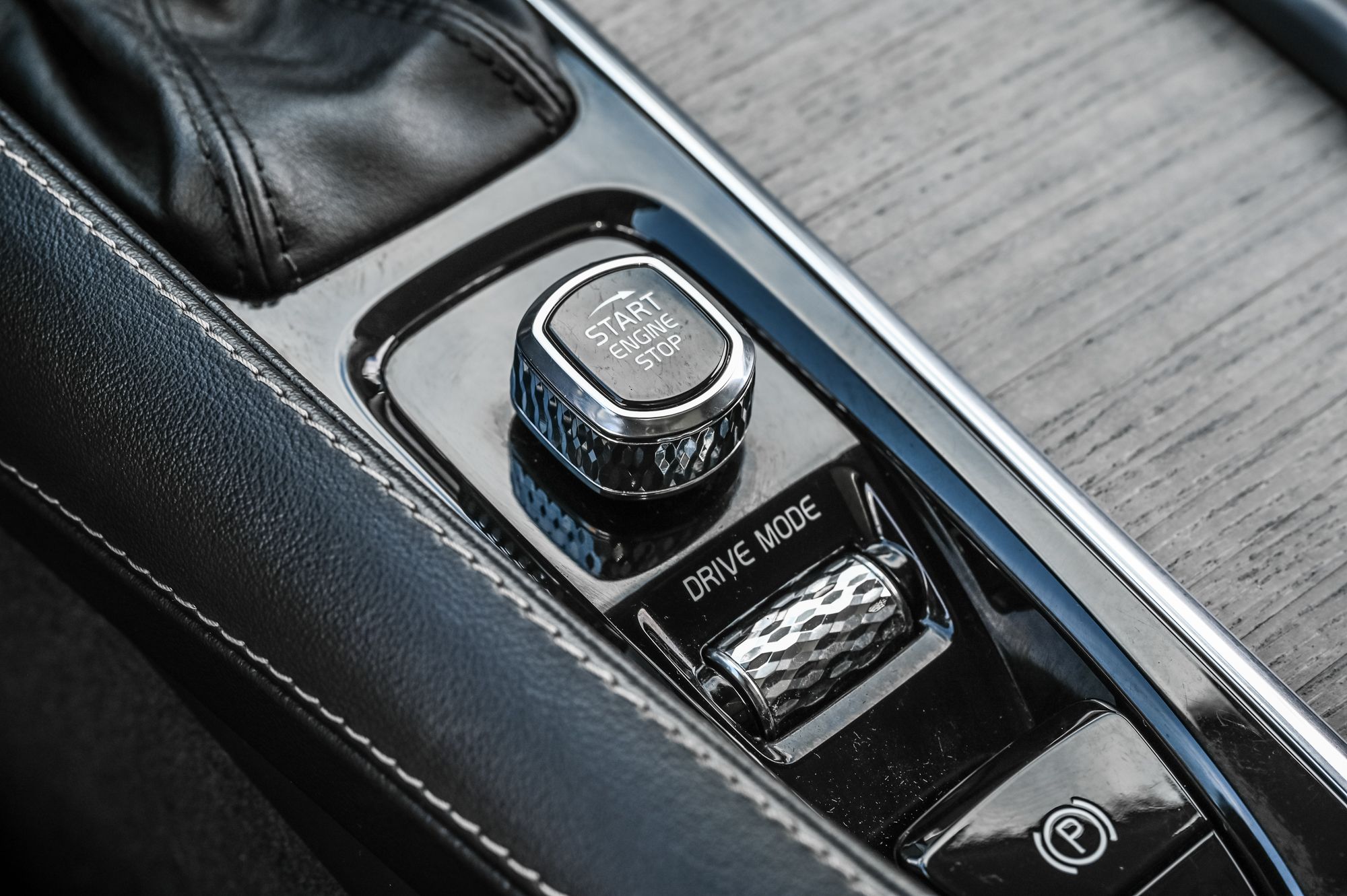 2021 Volvo XC90 in Pointe-Claire, Quebec