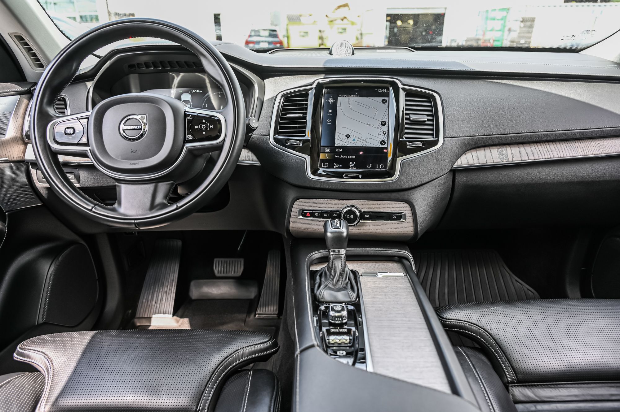 2021 Volvo XC90 in Pointe-Claire, Quebec