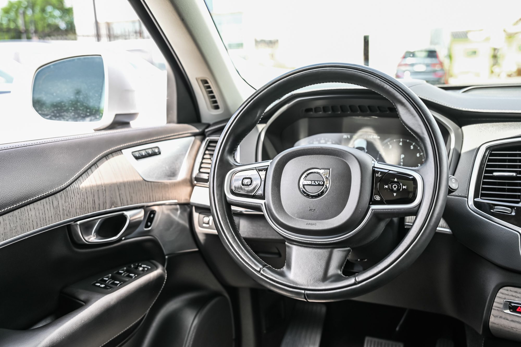 2021 Volvo XC90 in Pointe-Claire, Quebec