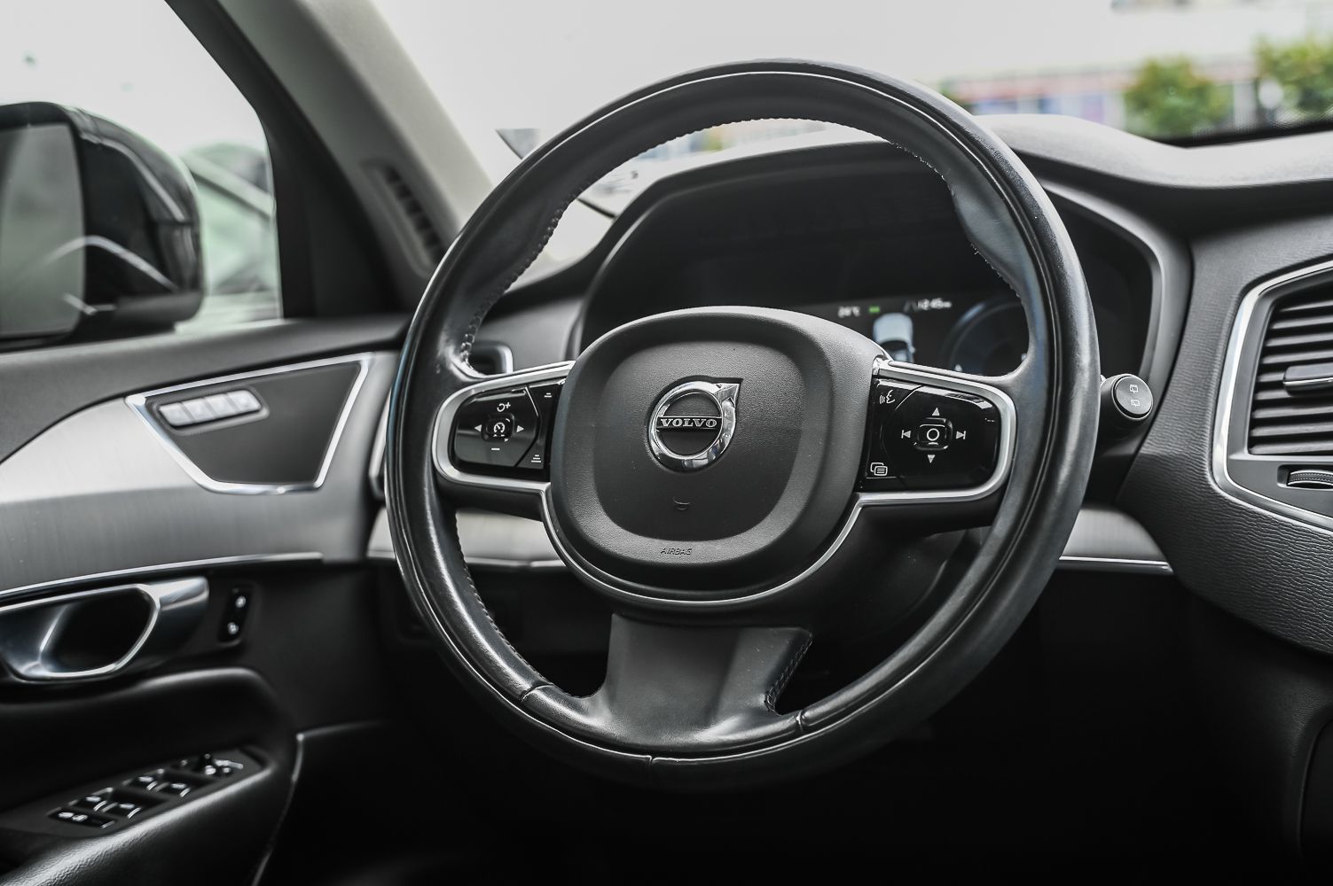 2021 Volvo XC90 in Pointe-Claire, Quebec