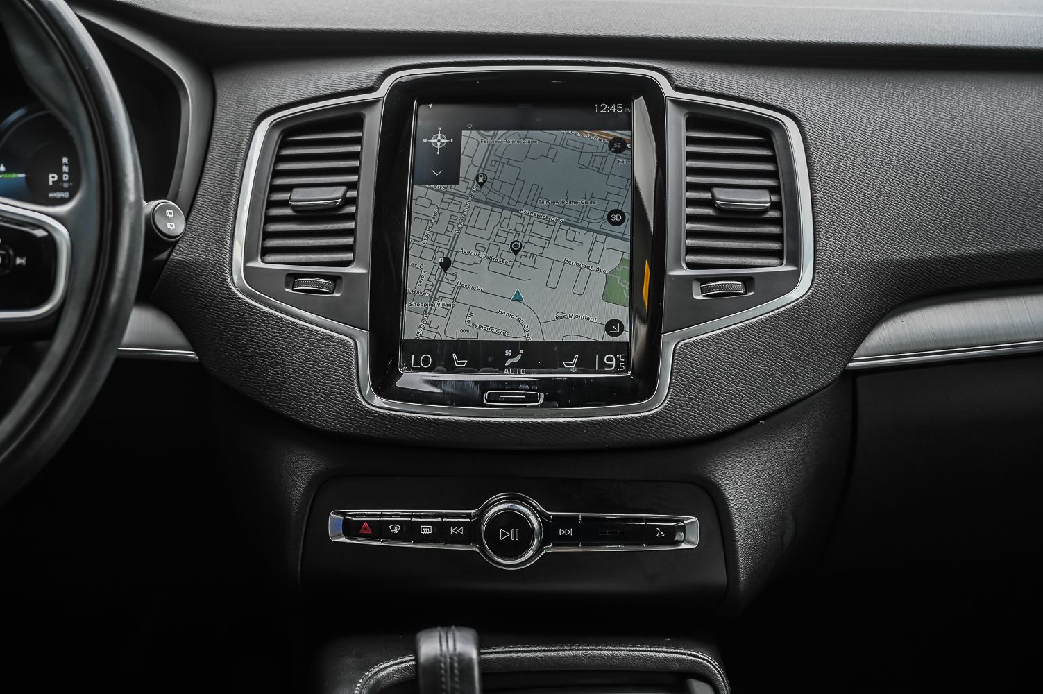2021 Volvo XC90 in Pointe-Claire, Quebec
