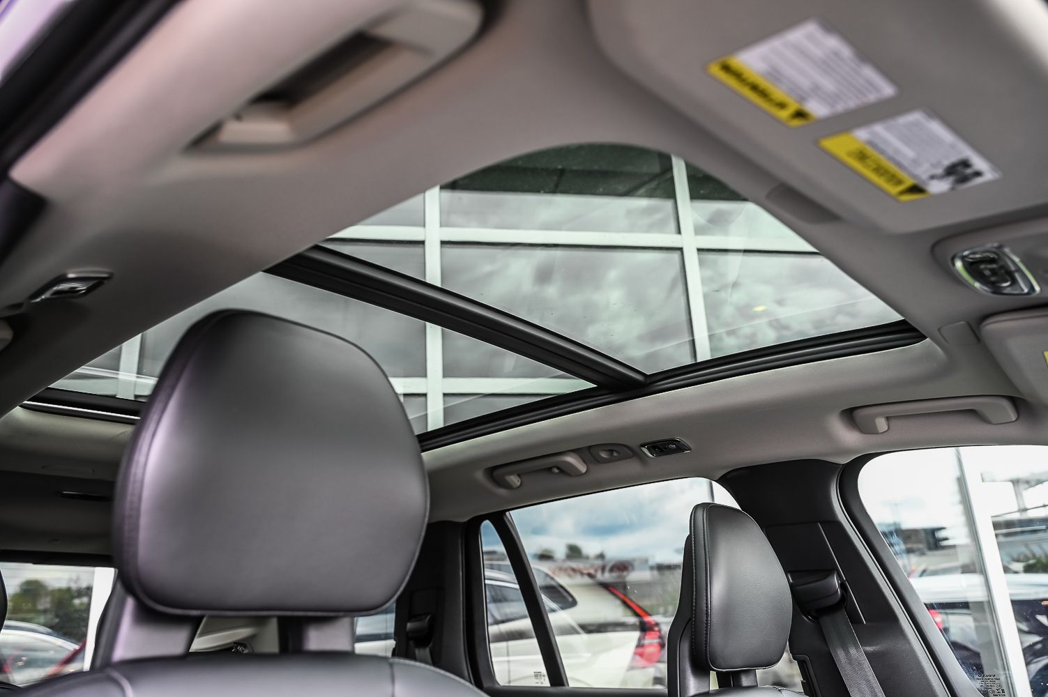 2021 Volvo XC90 in Pointe-Claire, Quebec
