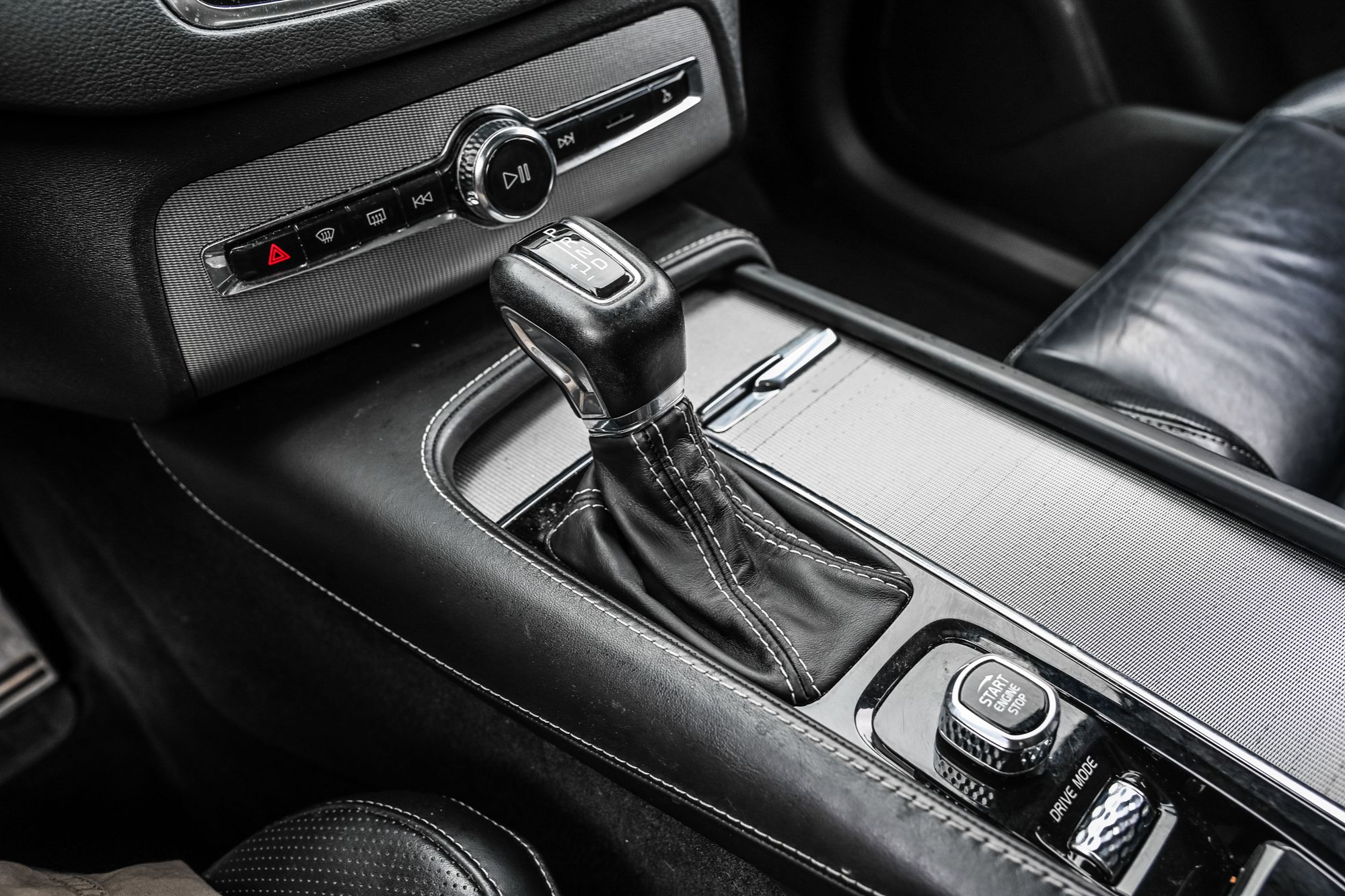 2021 Volvo XC90 in Pointe-Claire, Quebec