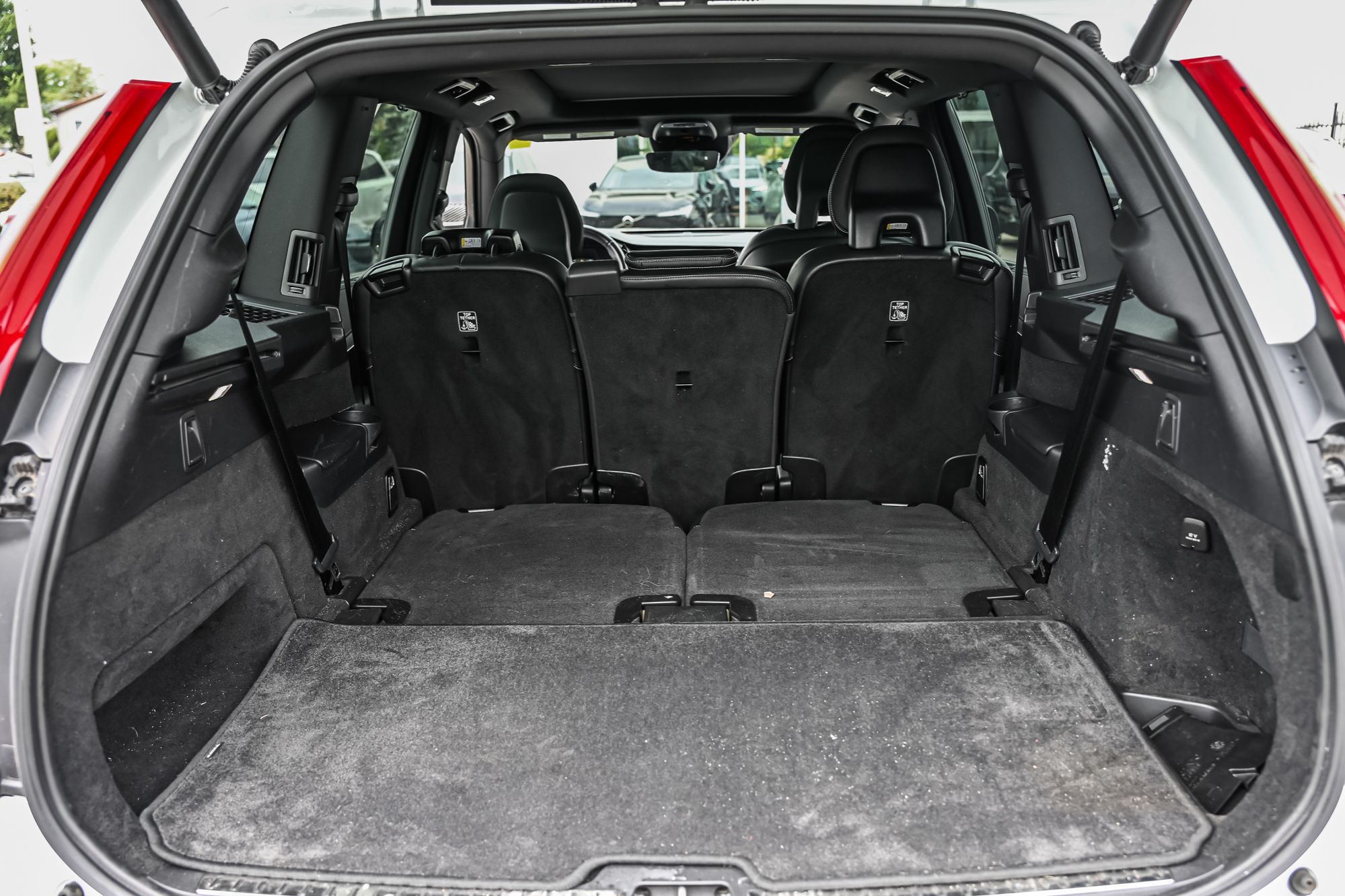 2021 Volvo XC90 in Pointe-Claire, Quebec