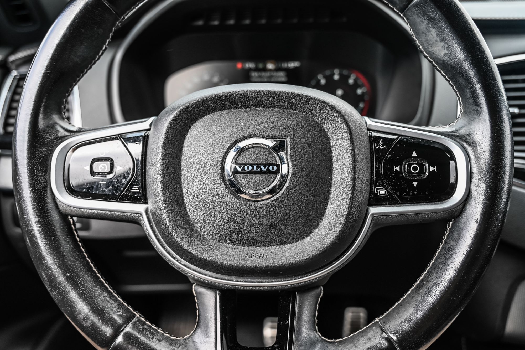 2021 Volvo XC90 in Pointe-Claire, Quebec