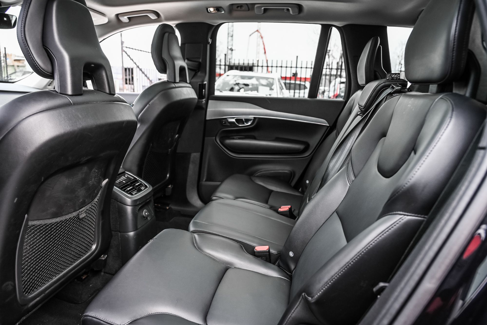 2021 Volvo XC90 in Pointe-Claire, Quebec