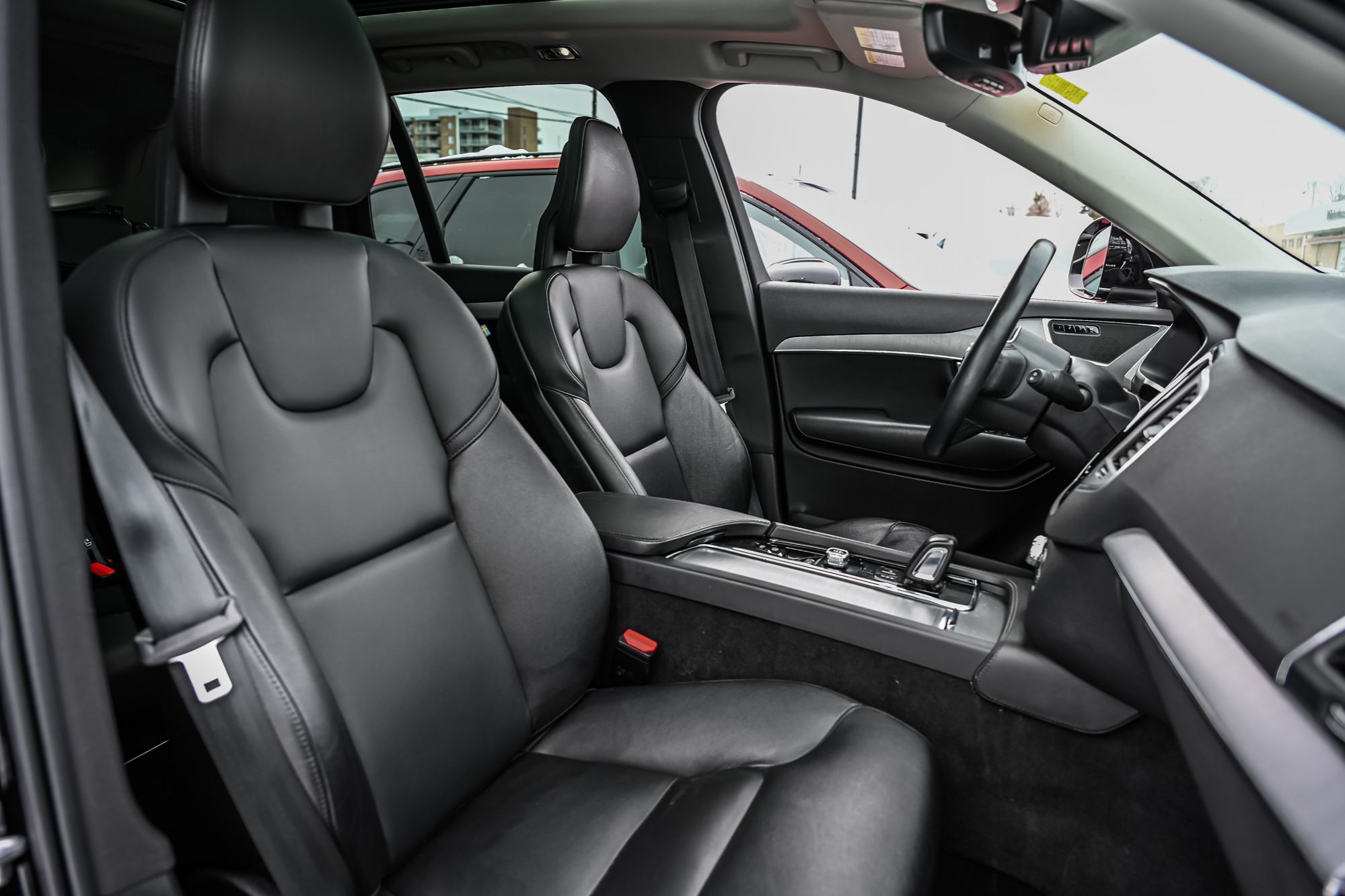 2021 Volvo XC90 in Pointe-Claire, Quebec