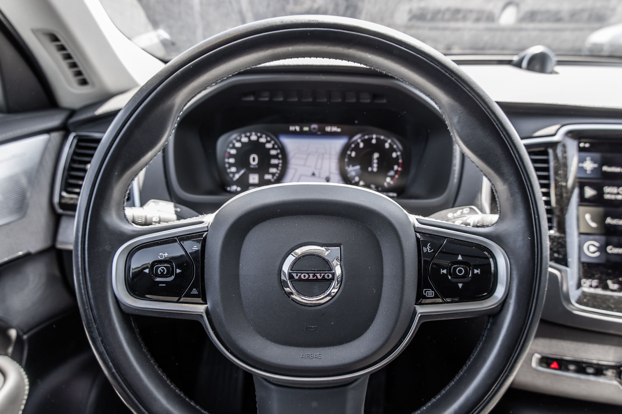 2022 Volvo XC90 in Pointe-Claire, Quebec