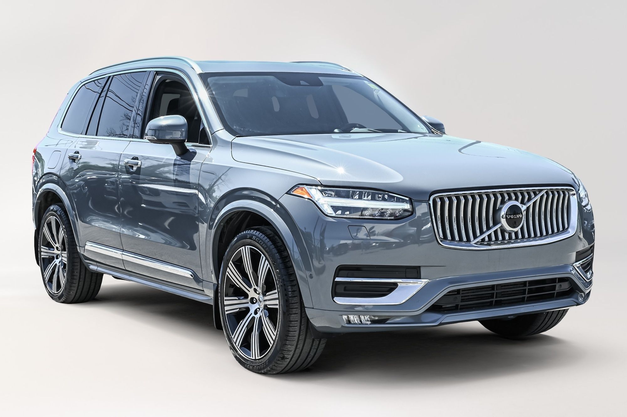 Volvo XC90  2022 à Pointe-Claire, Québec