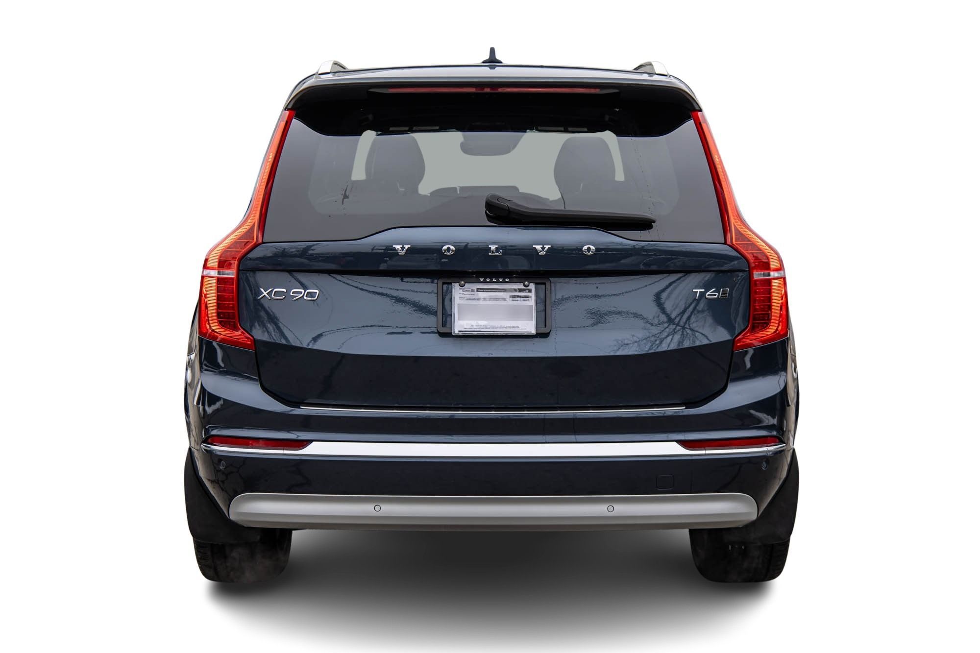 2022 Volvo XC90 in Pointe-Claire, Quebec