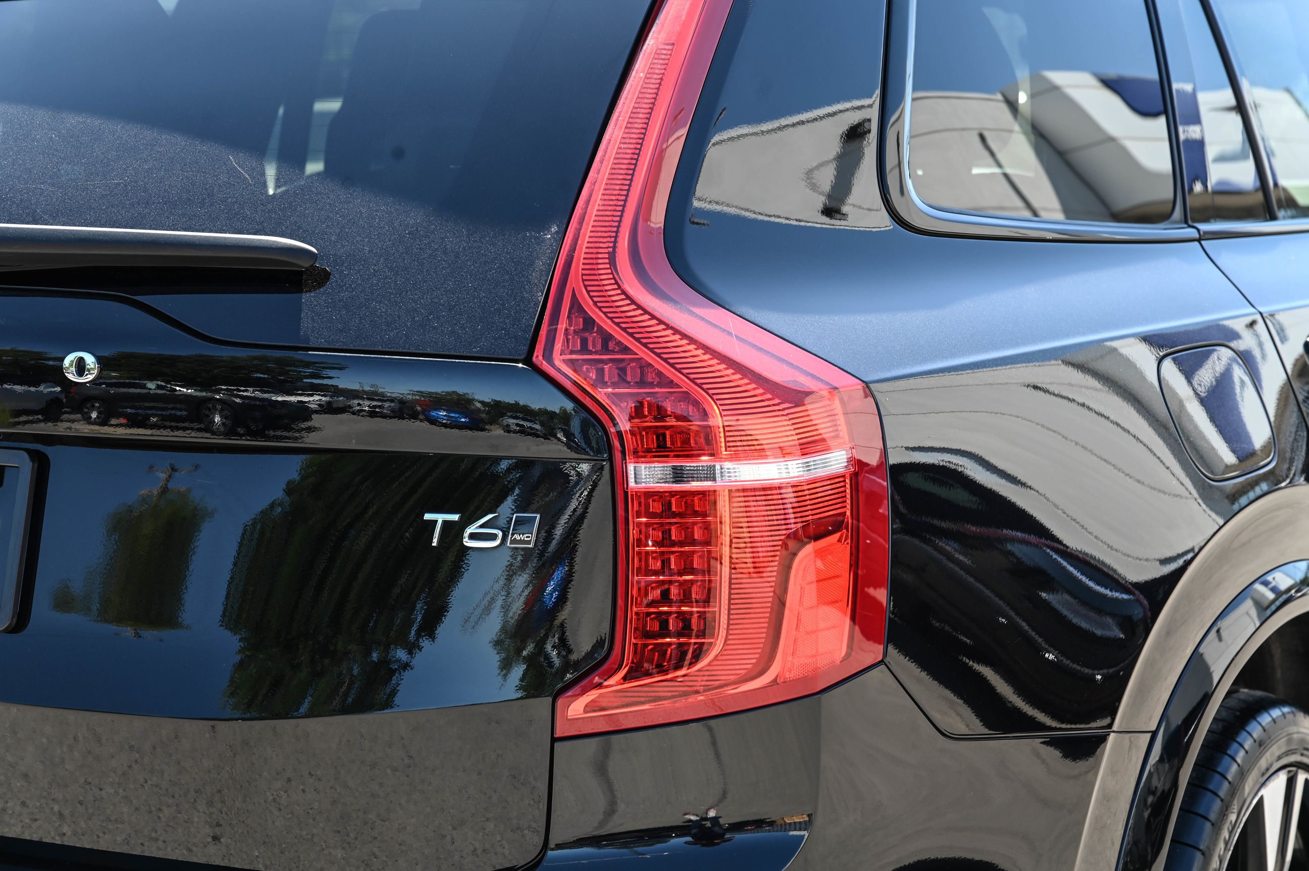 2022 Volvo XC90 in Pointe-Claire, Quebec