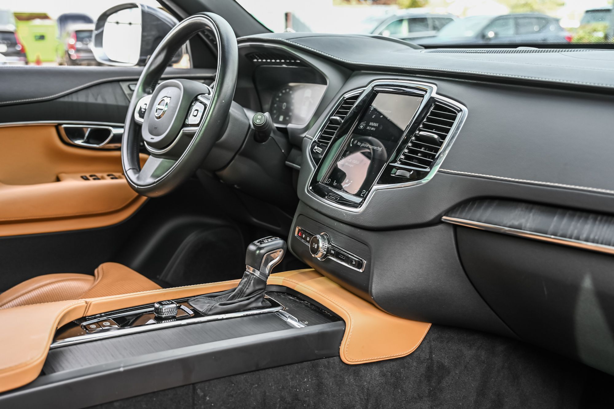 2022 Volvo XC90 in Pointe-Claire, Quebec