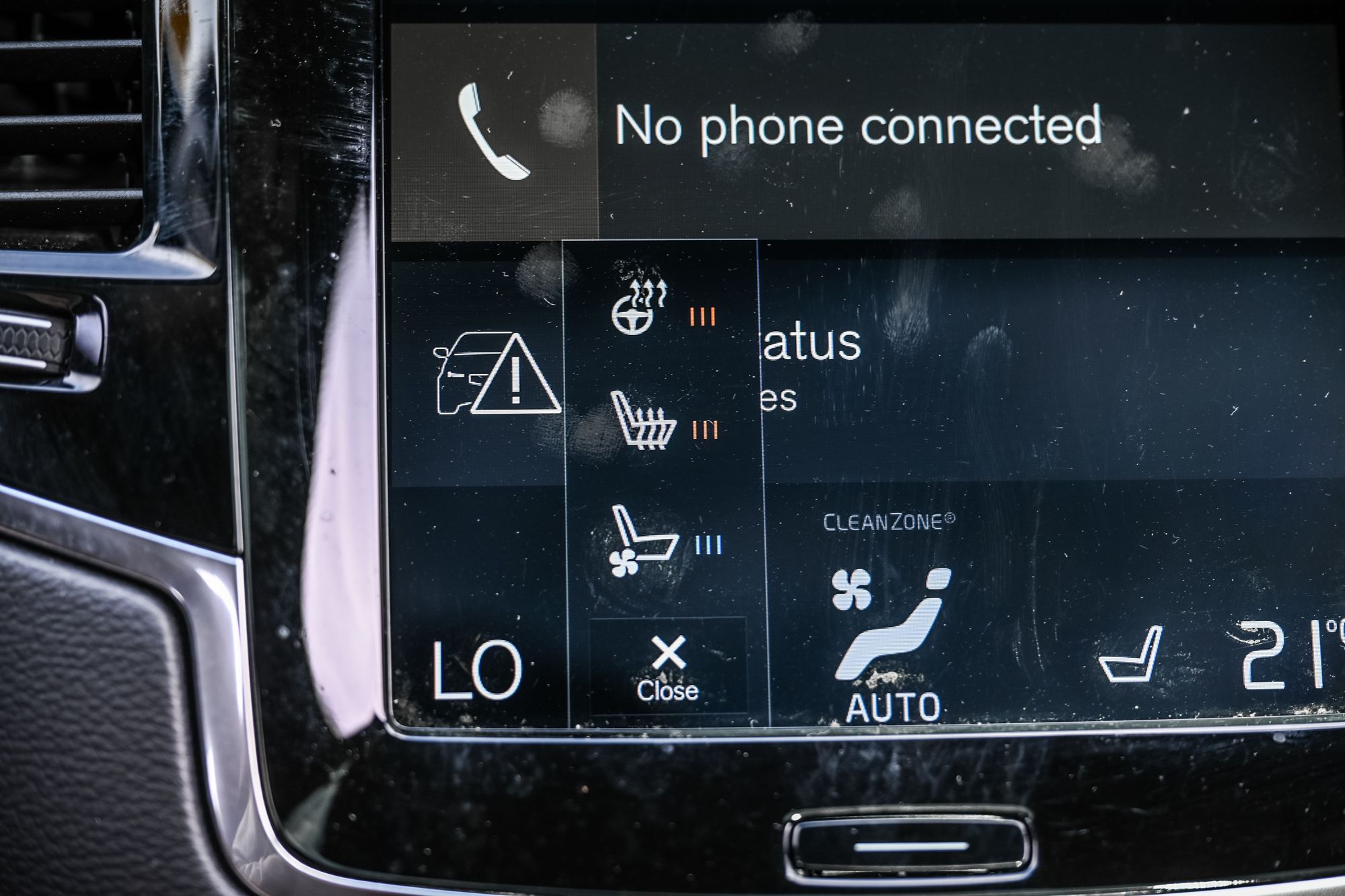 2022 Volvo XC90 in Pointe-Claire, Quebec