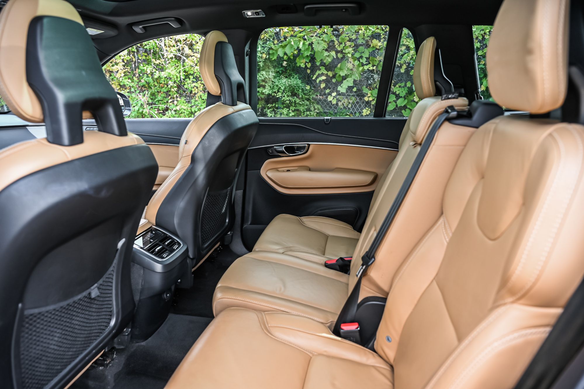 2022 Volvo XC90 in Pointe-Claire, Quebec