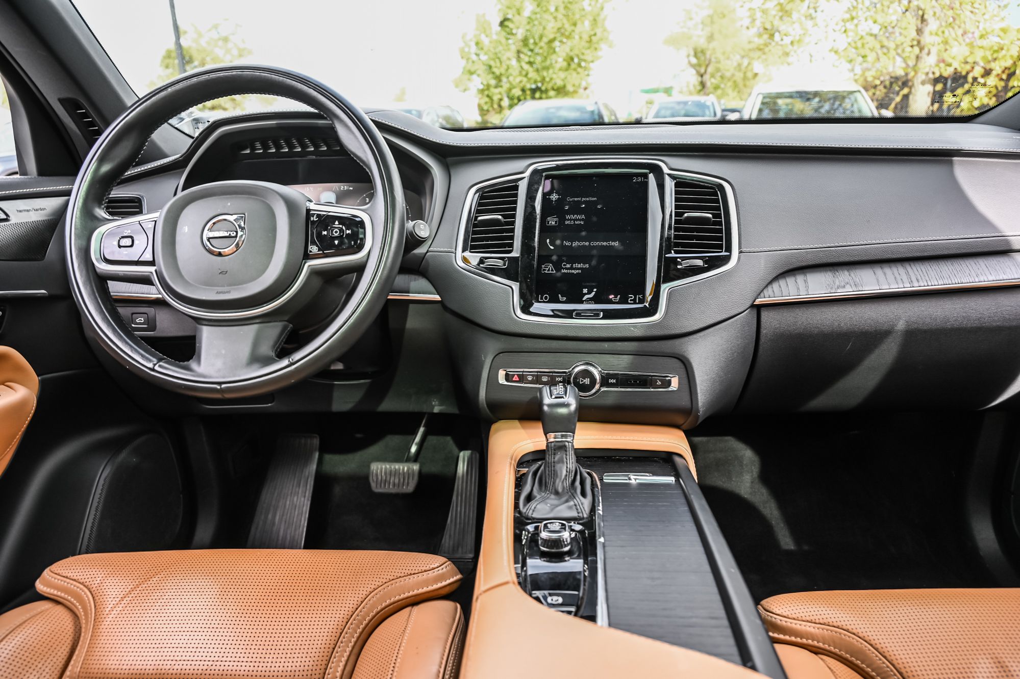 2022 Volvo XC90 in Pointe-Claire, Quebec