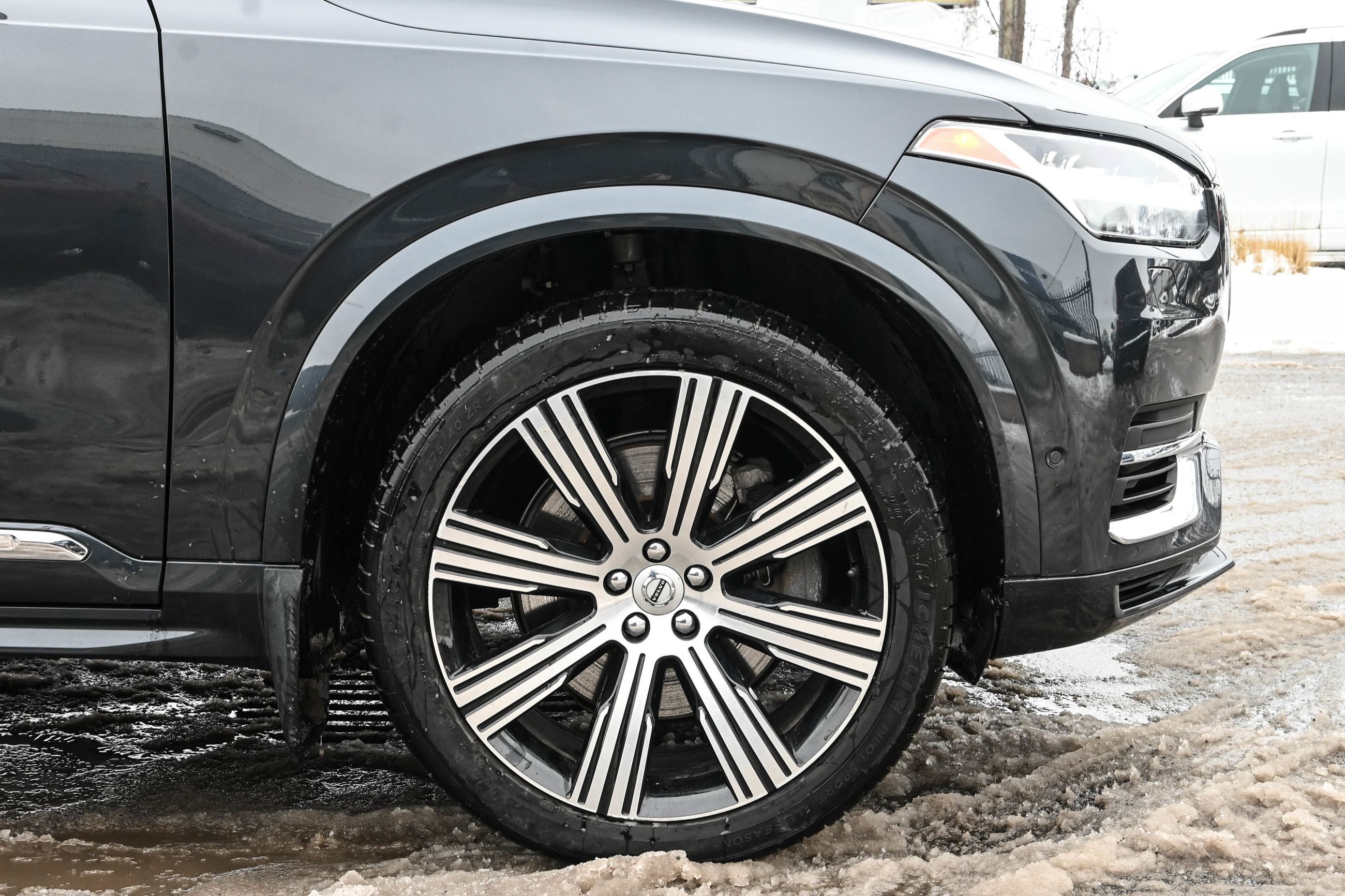 2022 Volvo XC90 in Pointe-Claire, Quebec