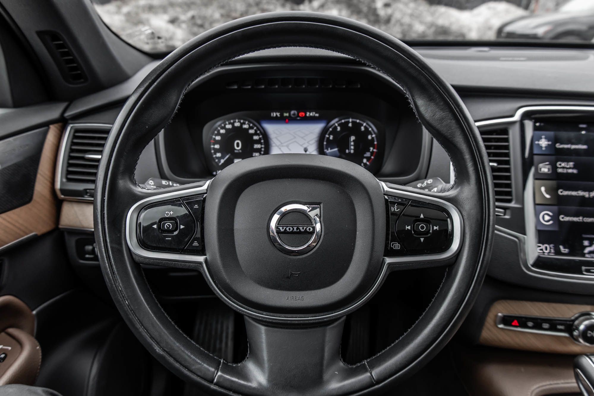 2022 Volvo XC90 in Pointe-Claire, Quebec