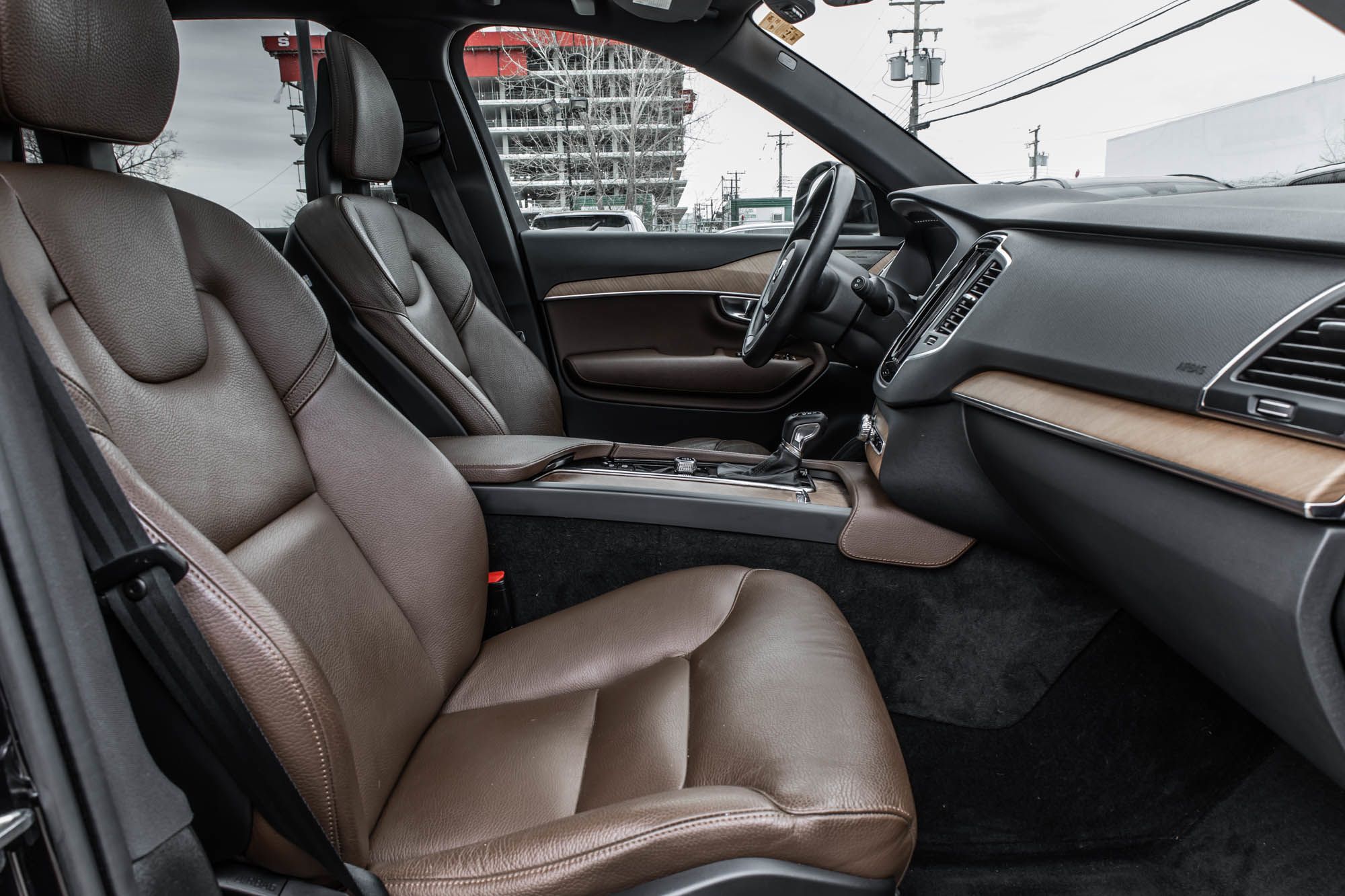 2022 Volvo XC90 in Pointe-Claire, Quebec