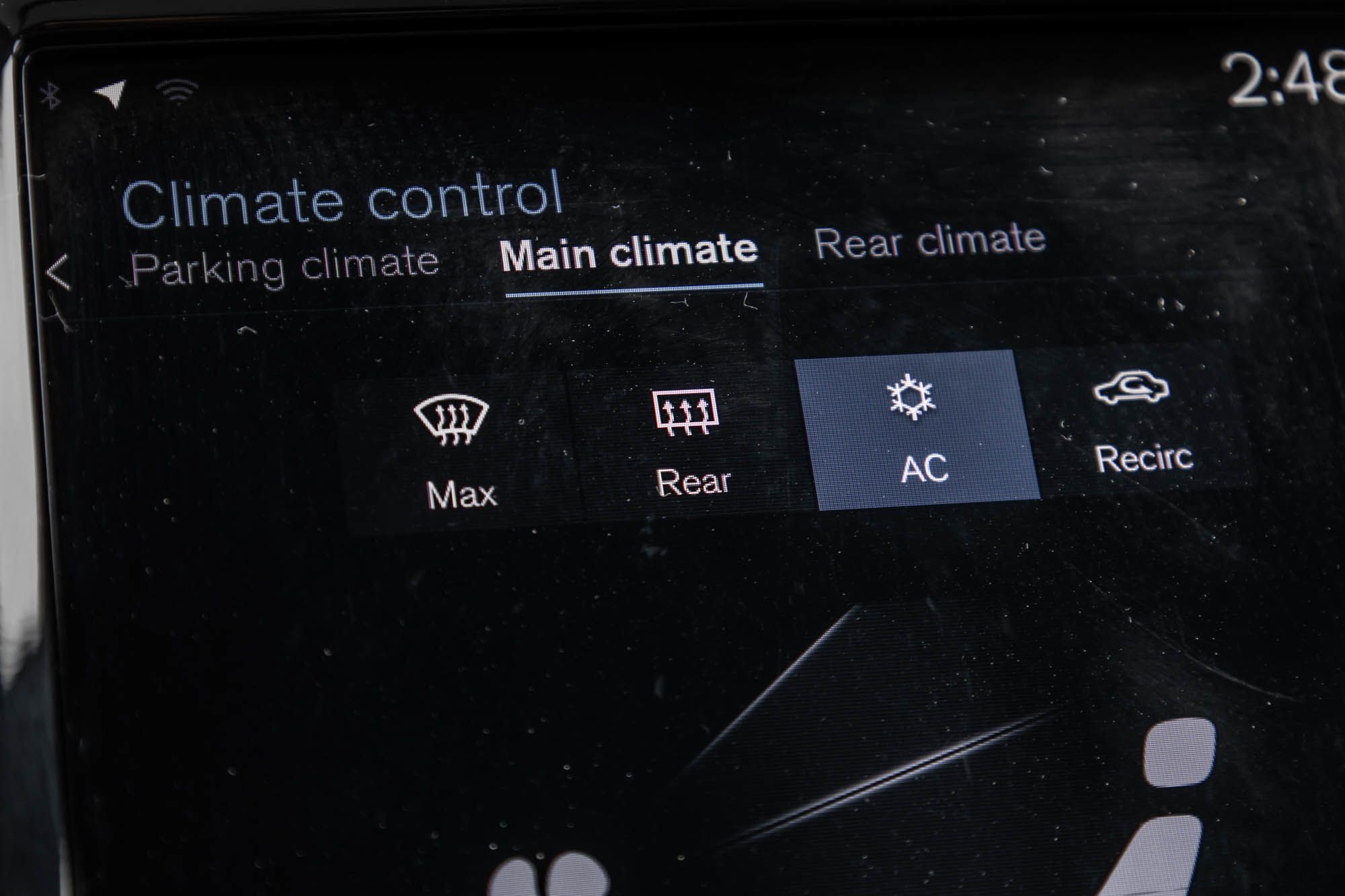 2022 Volvo XC90 in Pointe-Claire, Quebec