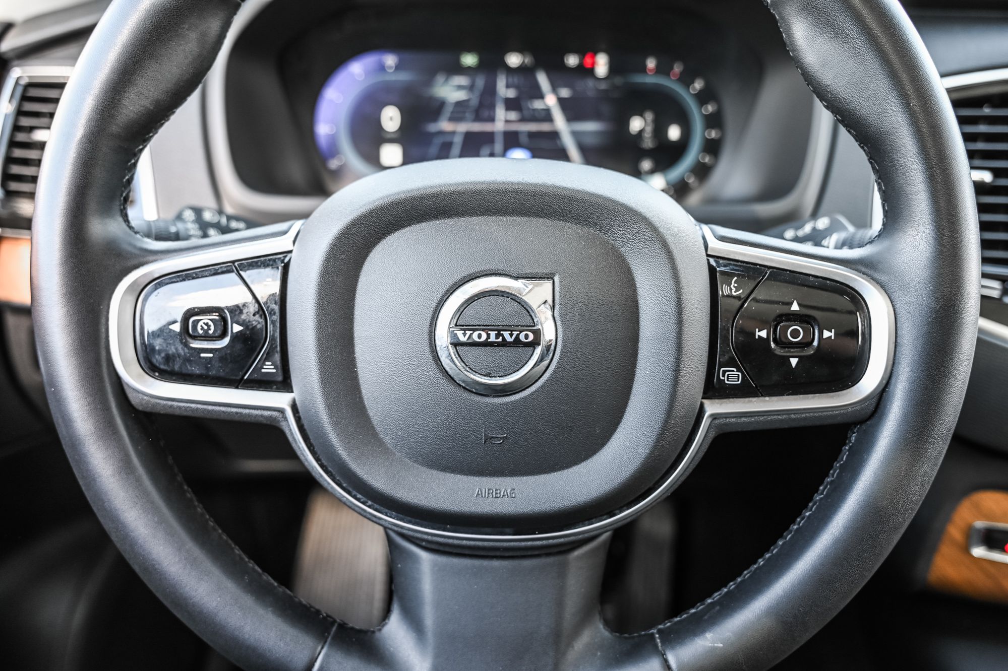 Volvo XC90  2023 à Pointe-Claire, Québec